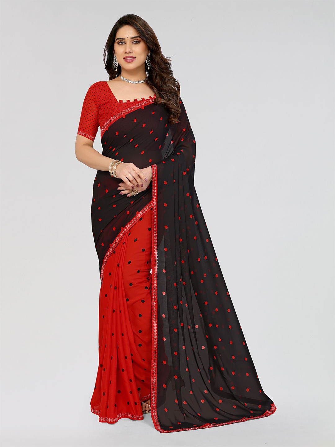 

Moda Rapido Polka Dot Printed Saree, Red