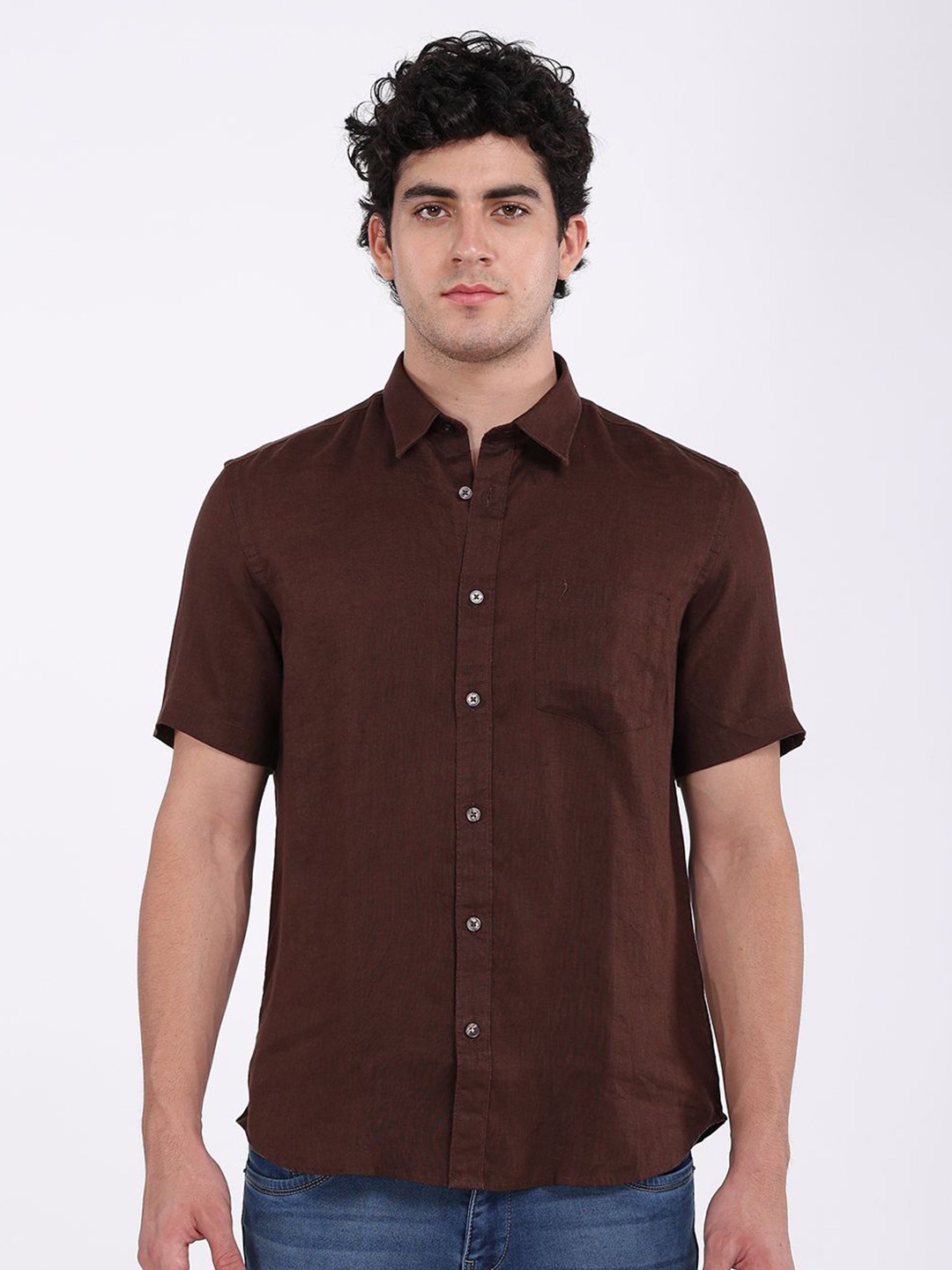 

Indian Terrain Men Classic Slim Fit Opaque Casual Shirt, Brown
