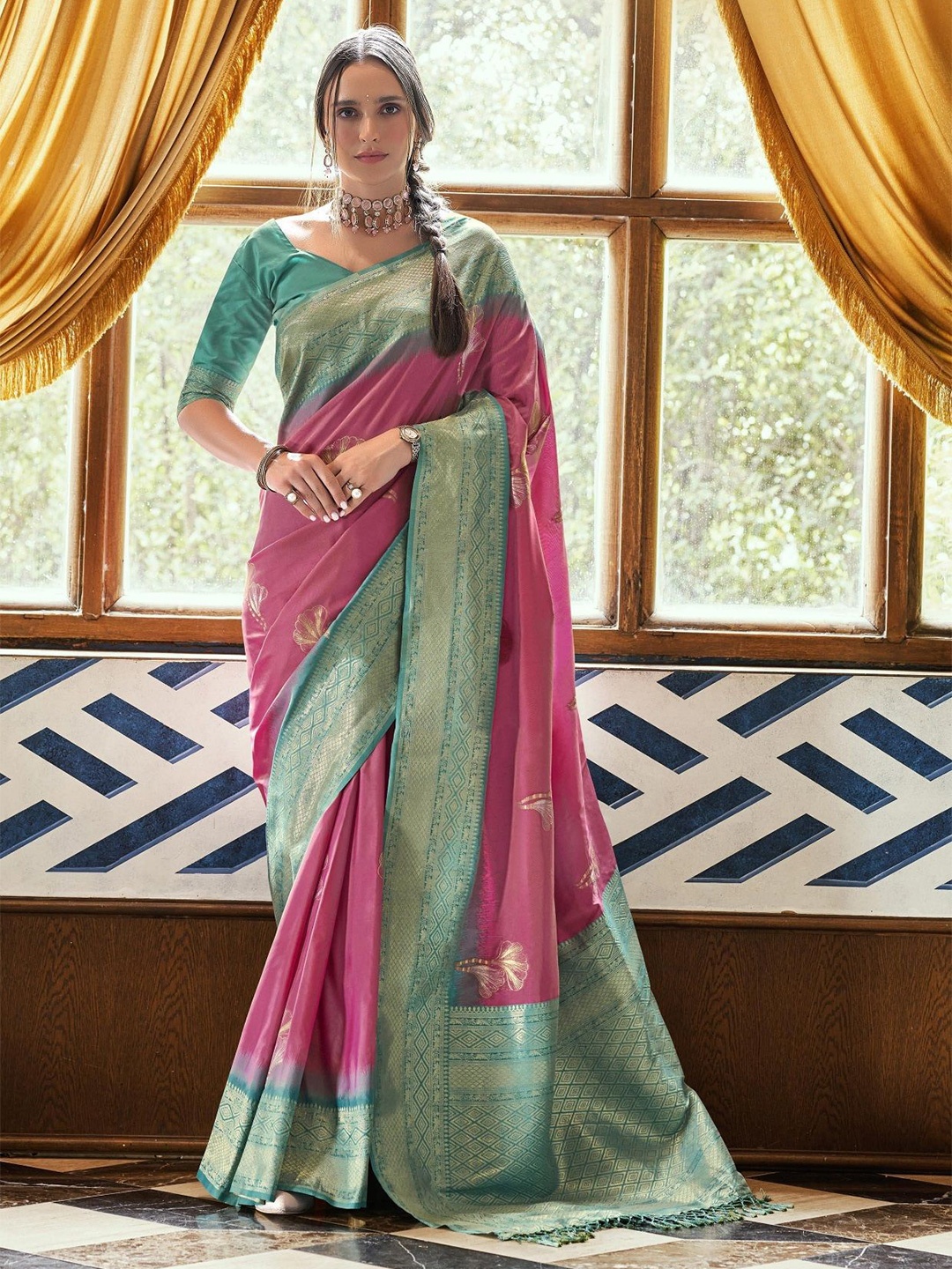 

MAHALASA Ethnic Motifs Zari Pure Silk Handloom Banarasi Saree, Pink