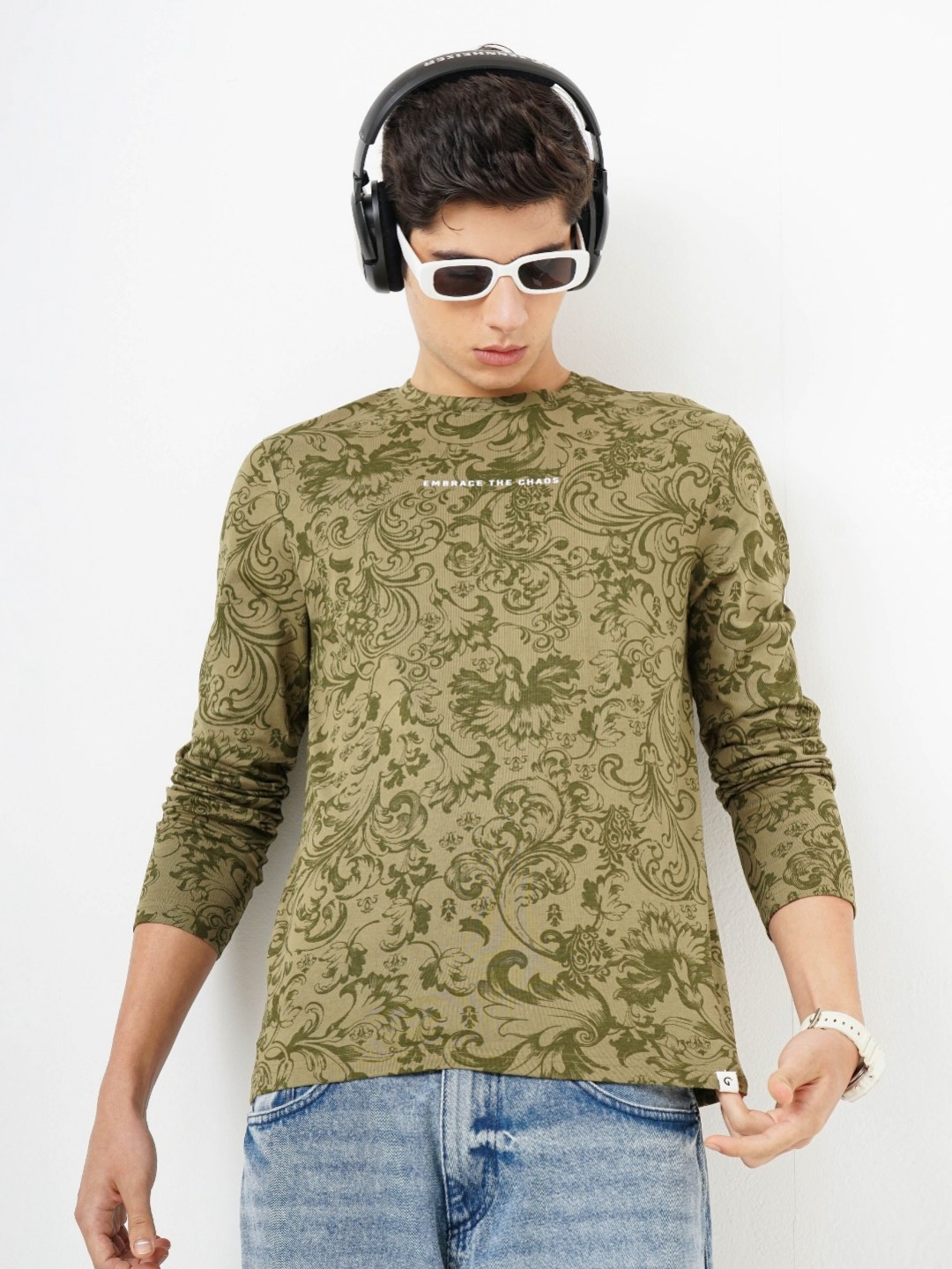 

Genoa Men Floral Printed Slim Fit T-shirt, Olive
