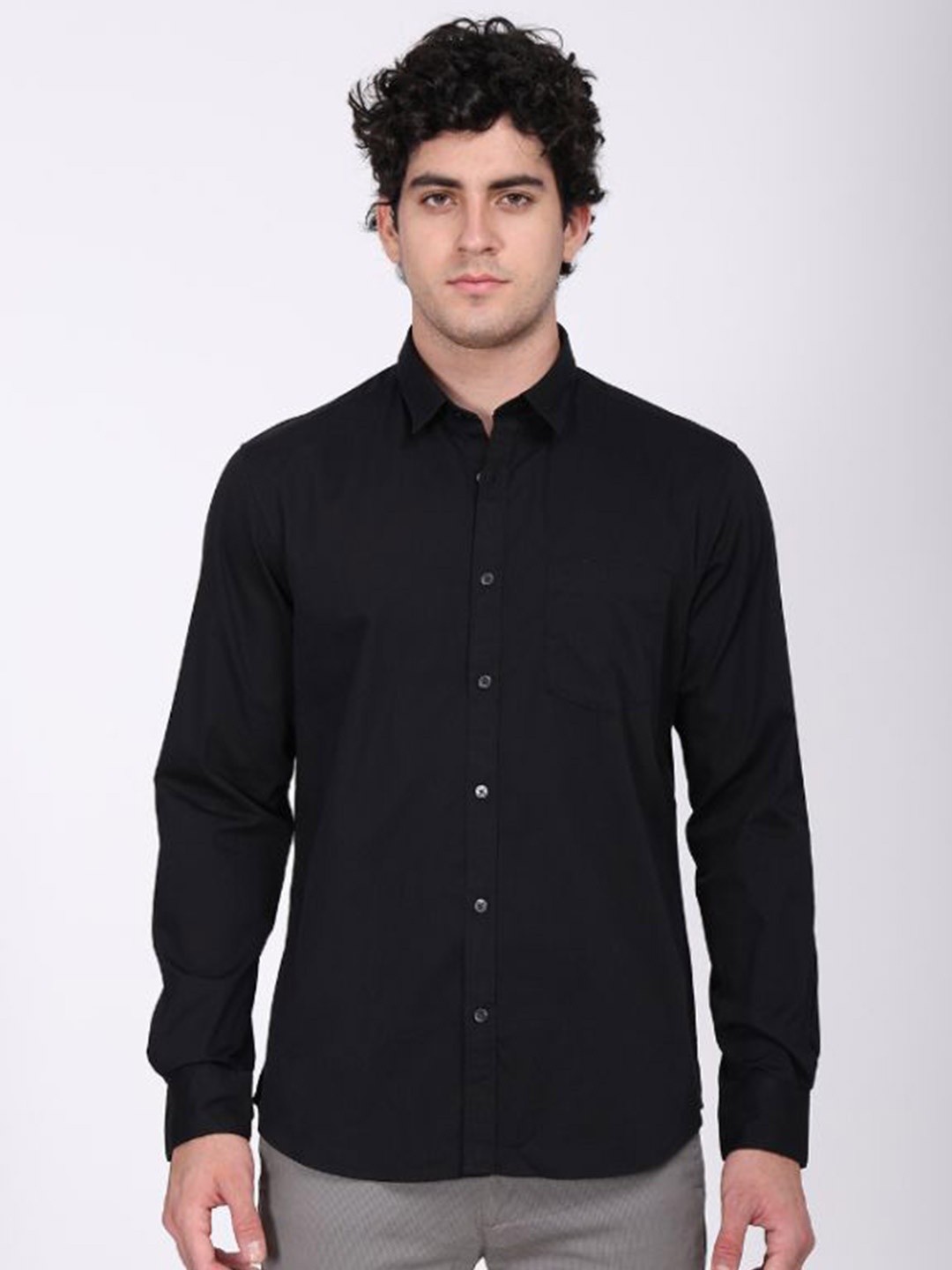

Indian Terrain Men Classic Slim Fit Opaque Casual Shirt, Black