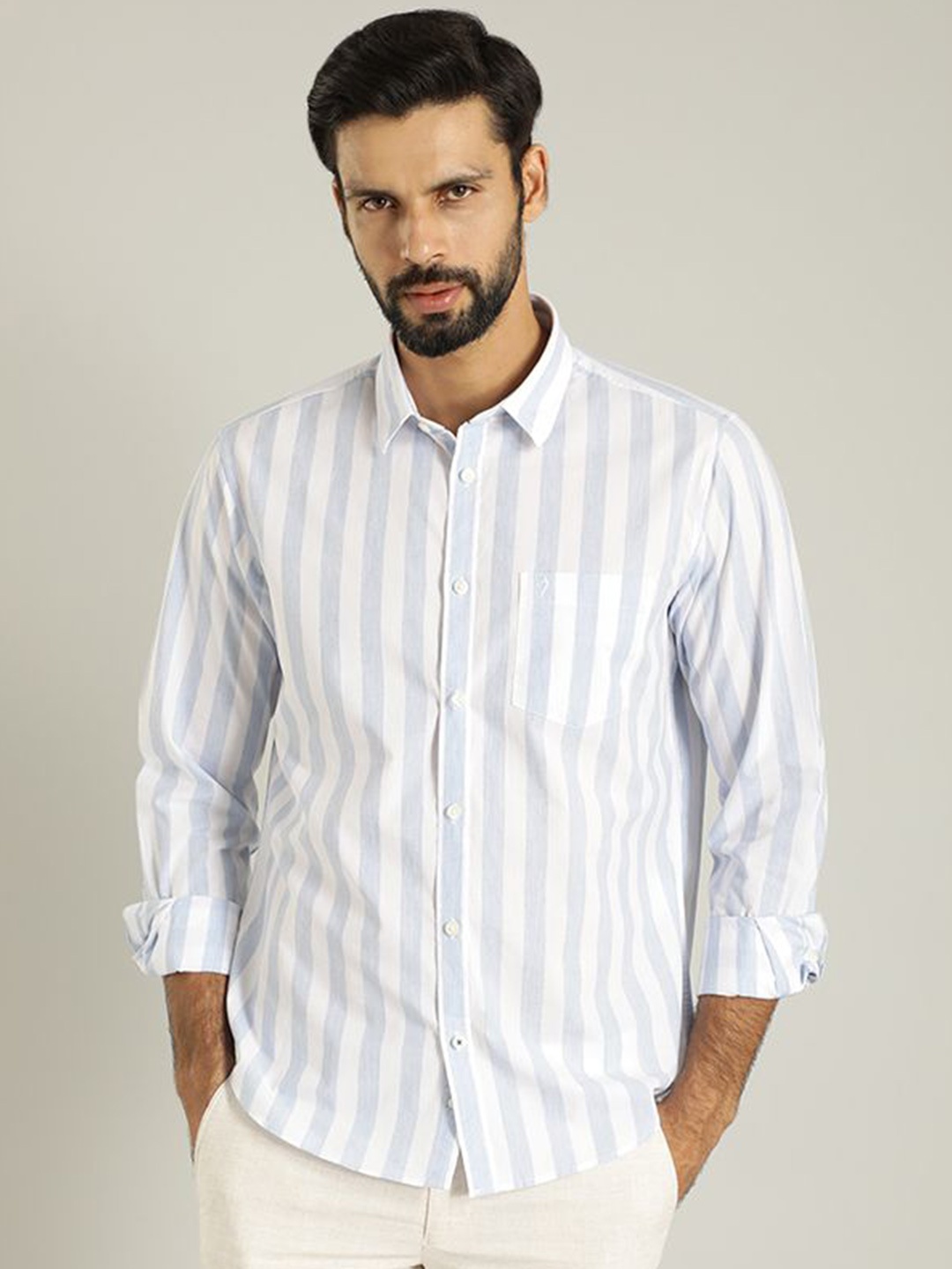 

Indian Terrain Men Slim Fit Opaque Striped Casual Shirt, Blue