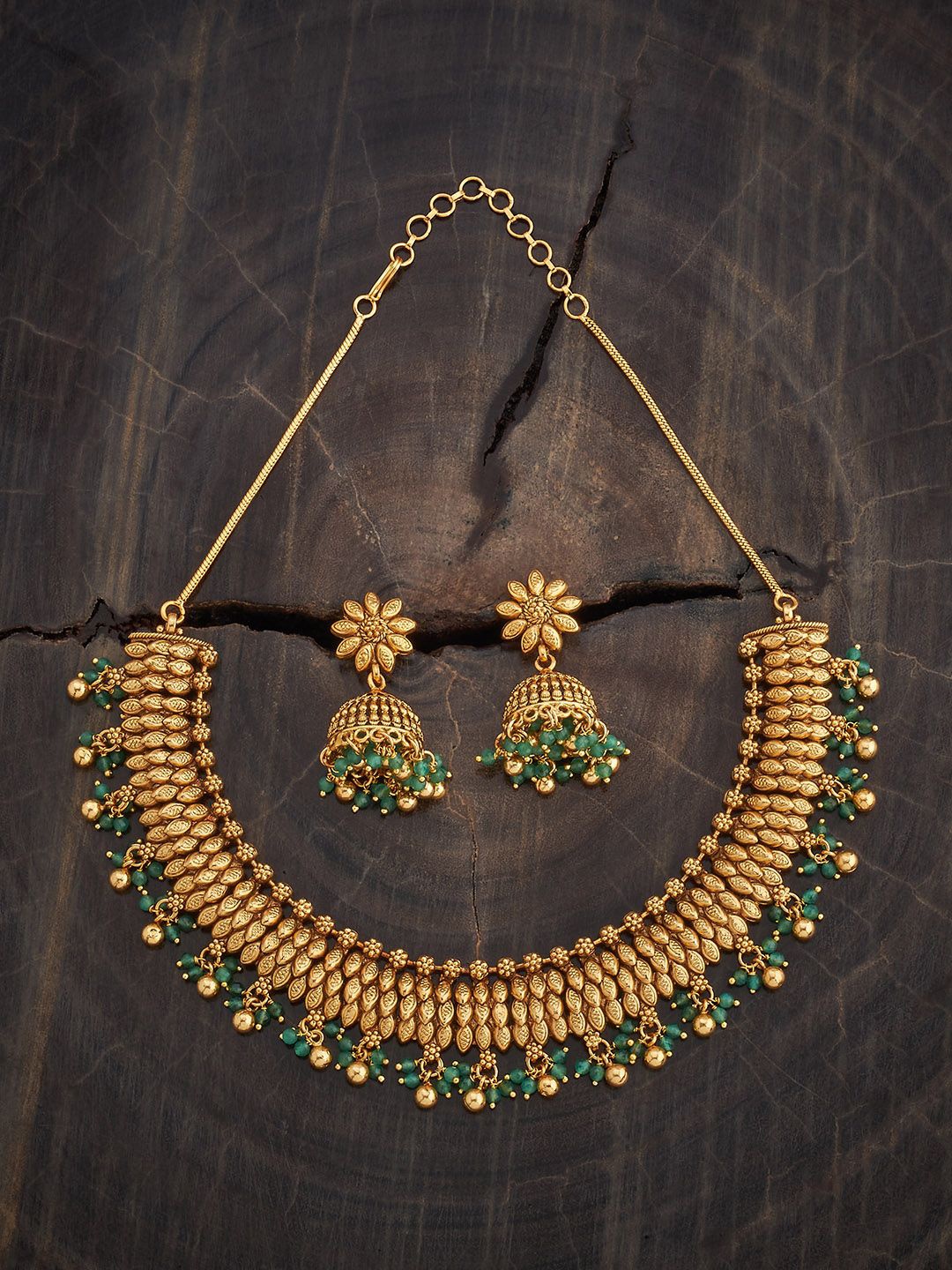 

Kushal's Fashion Jewellery Green Gold-Plated Ethnic Antique Jewellery Set