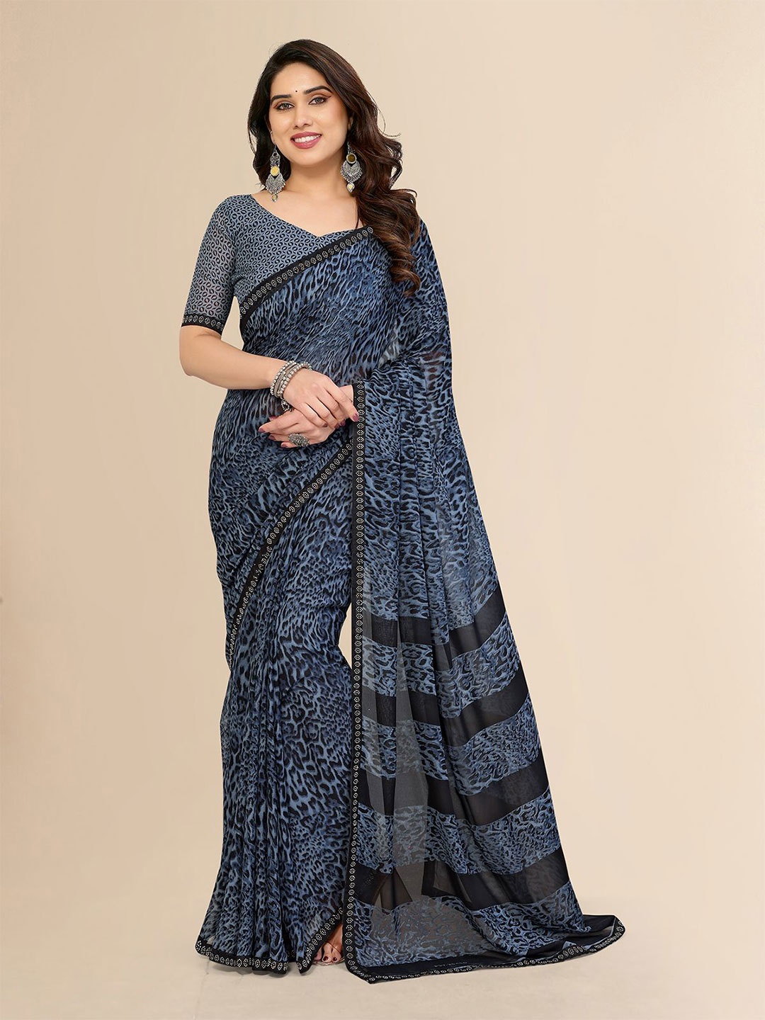

Moda Rapido Beads and Stones Poly Georgette Saree, Blue
