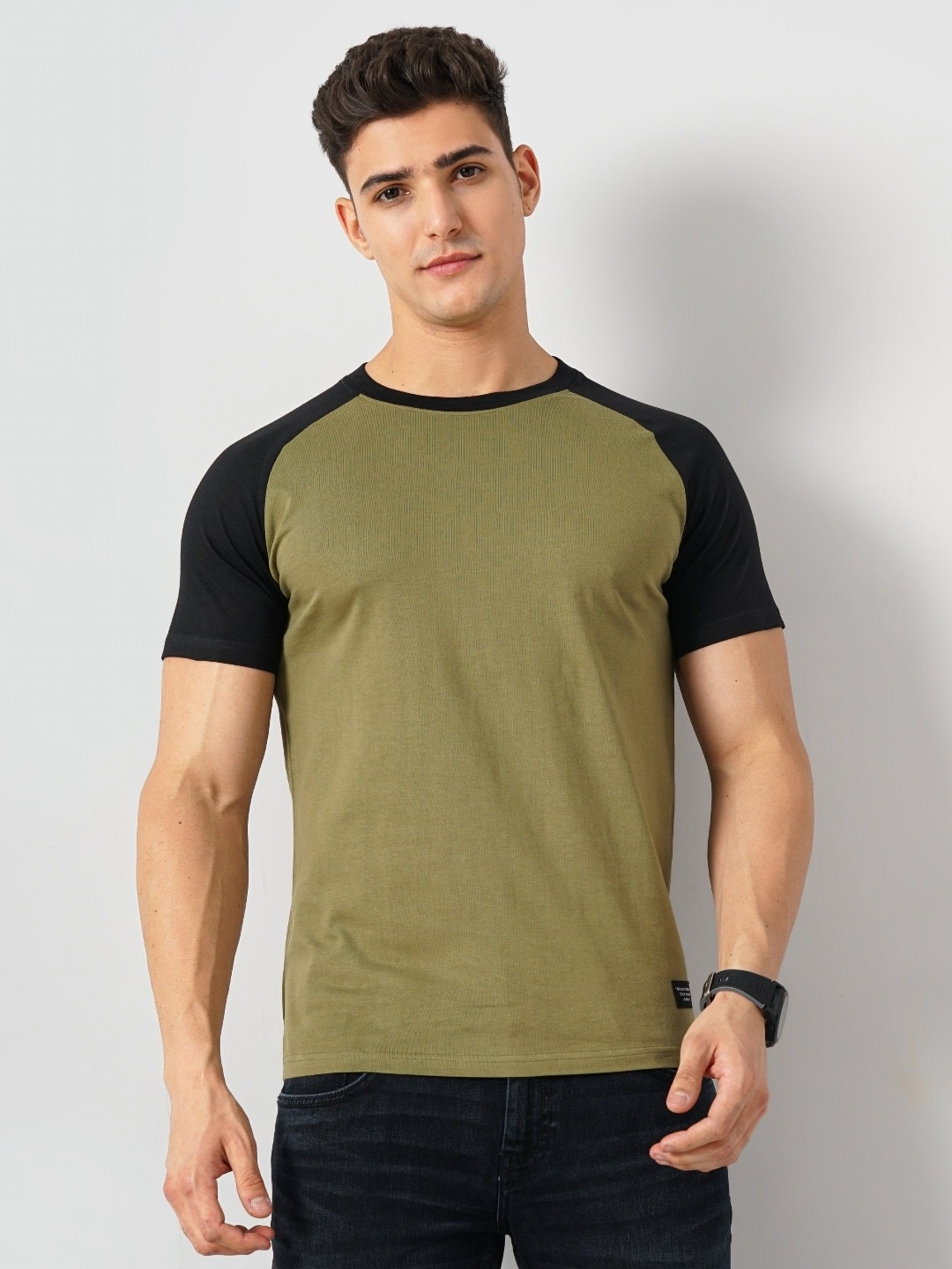 

Genoa Men Slim Fit T-shirt, Olive