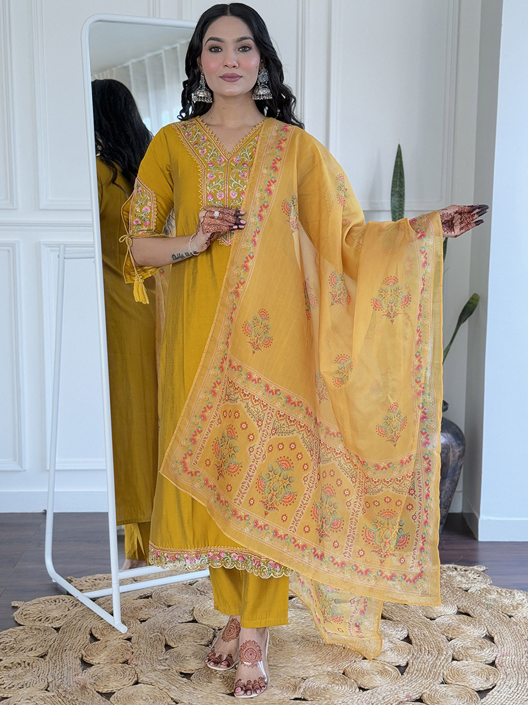 

DIVASTRI Floral Embroidered V-Neck Straight Kurta With Trousers And Dupatta, Mustard