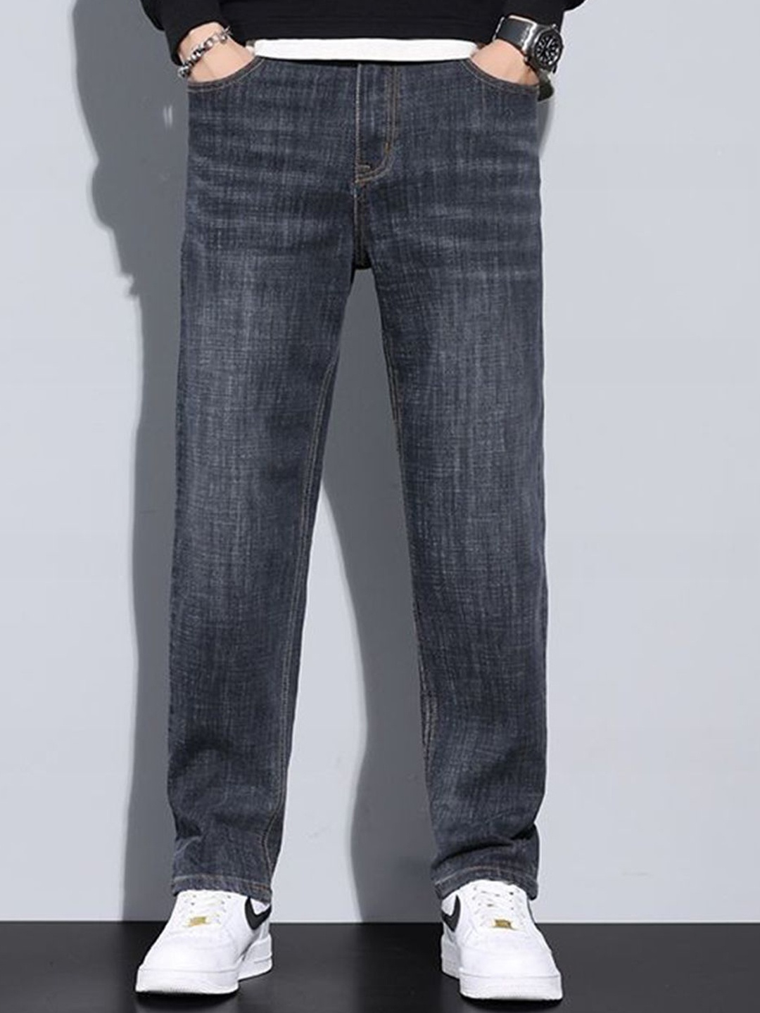 

Mast & Harbour Men Low Distress Jeans, Blue