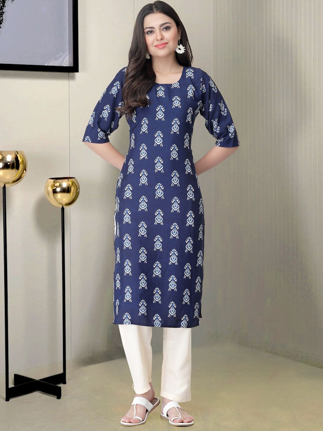 

Moda Rapido Floral Printed Round Neck Straight Kurta With Trousers, Blue