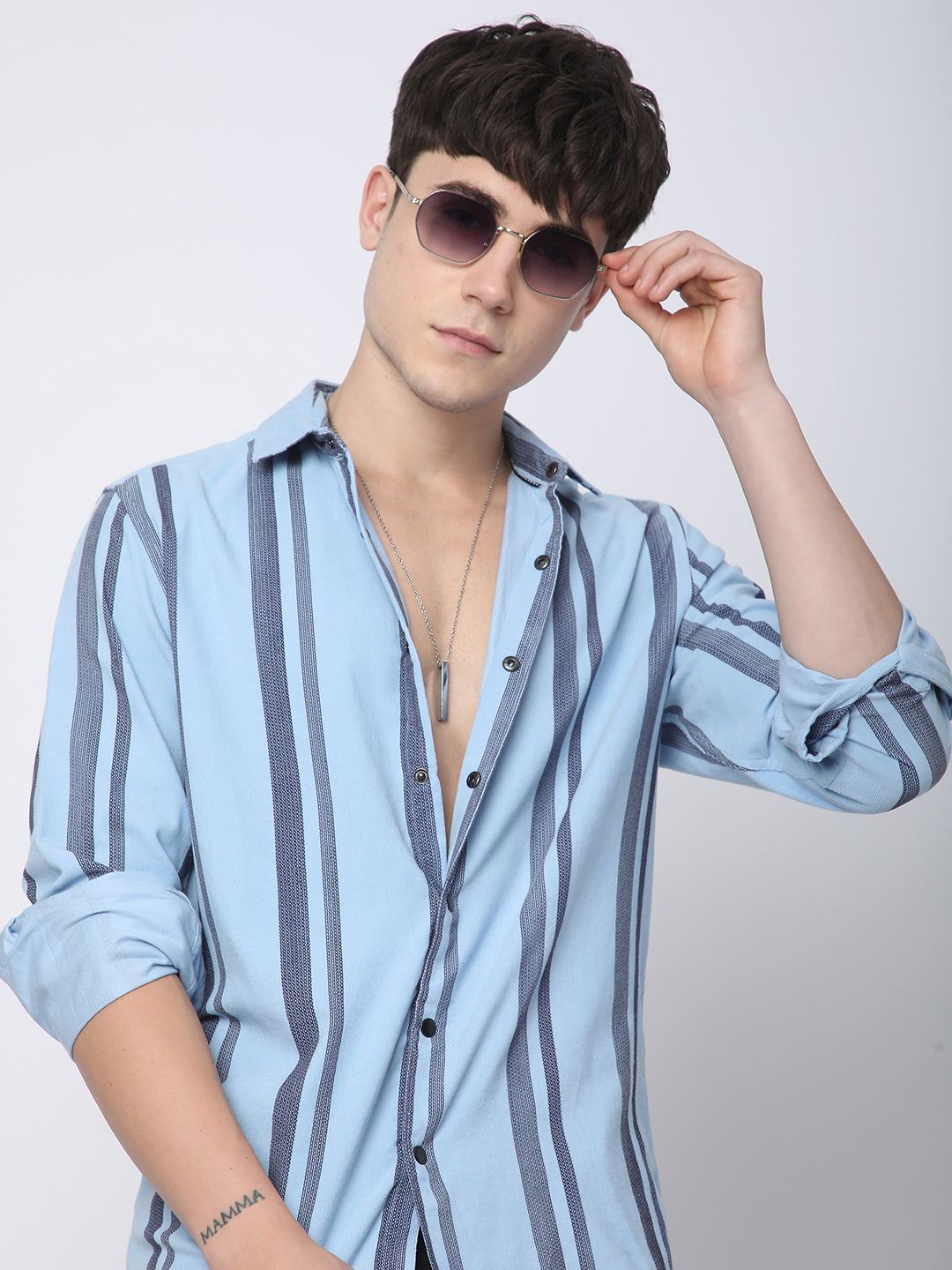

VASTRADO Men Classic Slim Fit Opaque Striped Casual Shirt, Blue