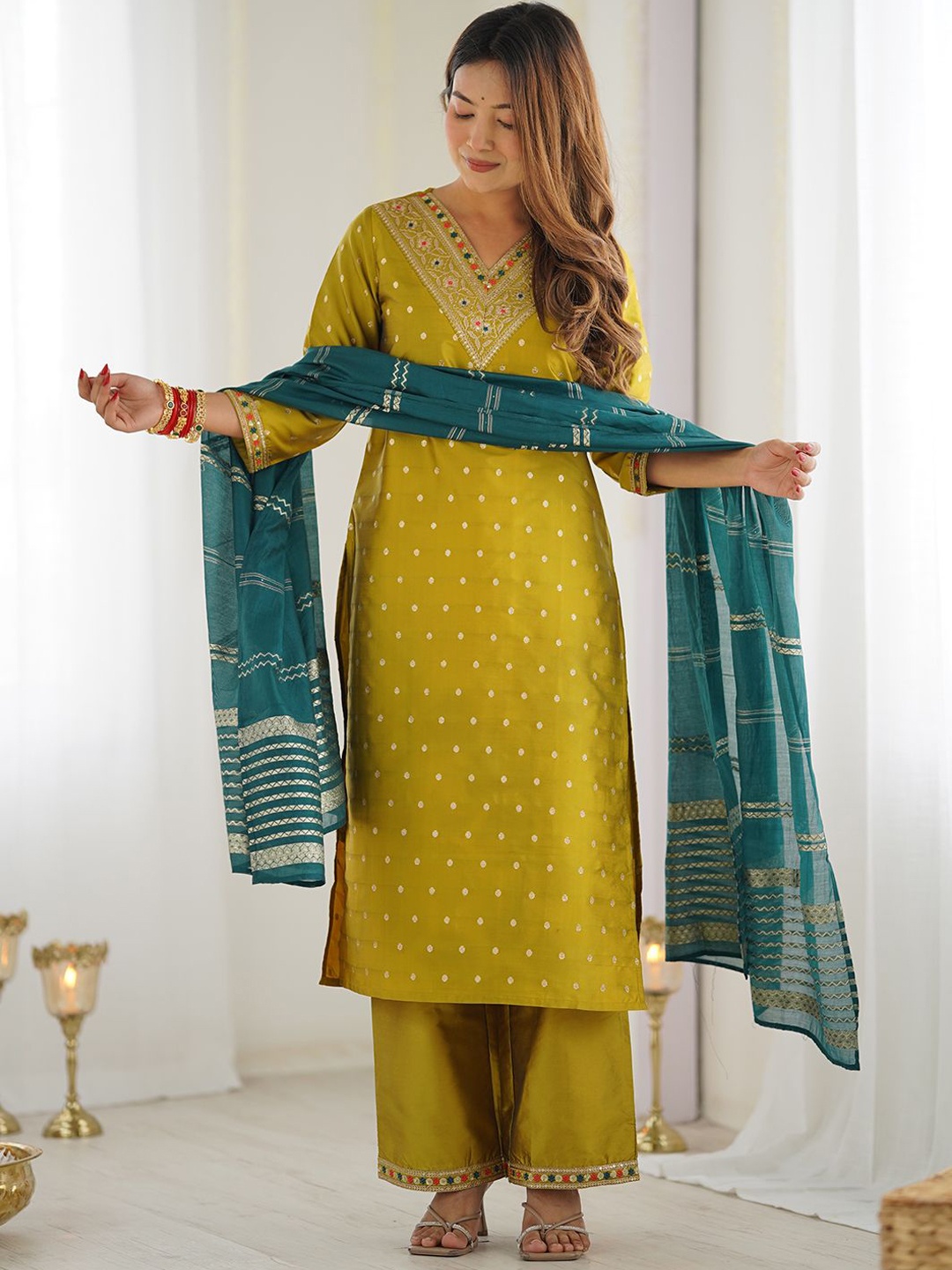 

KALINI Women Printed Regular Sequinned Kurta with Palazzos & With Dupatta, Yellow