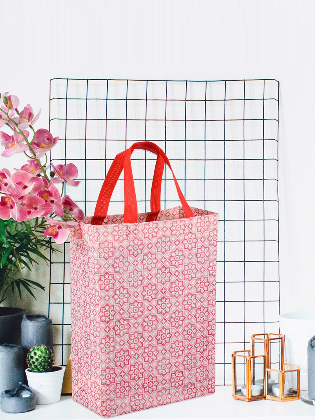 

Kuber Industries Printed Structured Handheld Bag with Cut Work, Pink