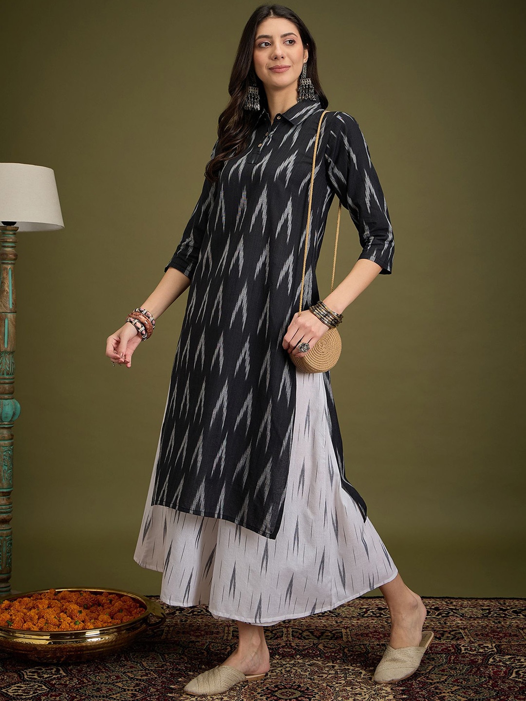 

Sangria Ethnic Motifs Printed Ikat Shirt Collar Pure Cotton Straight Kurta With Palazzo, Black