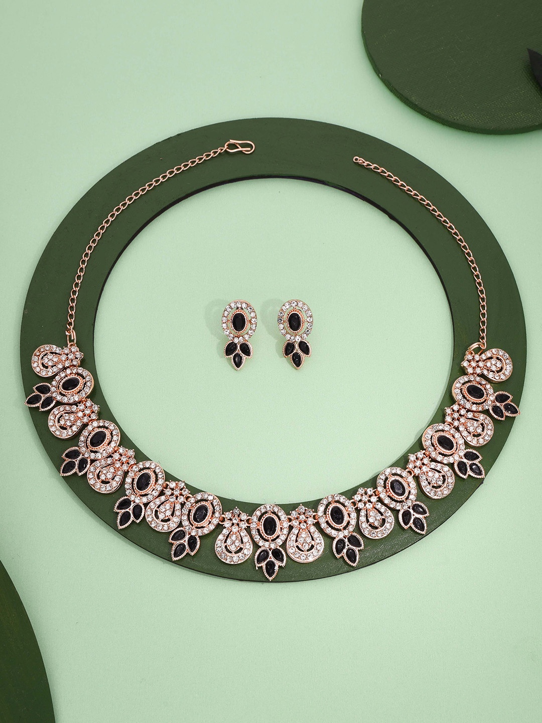

Anouk Gold-Plated Artificial Stones-Studded Jewellery Set