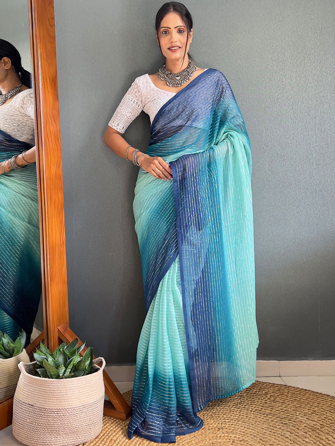 

DIVASTRI Striped Zari Poly Chiffon Ready to Wear Saree, Blue