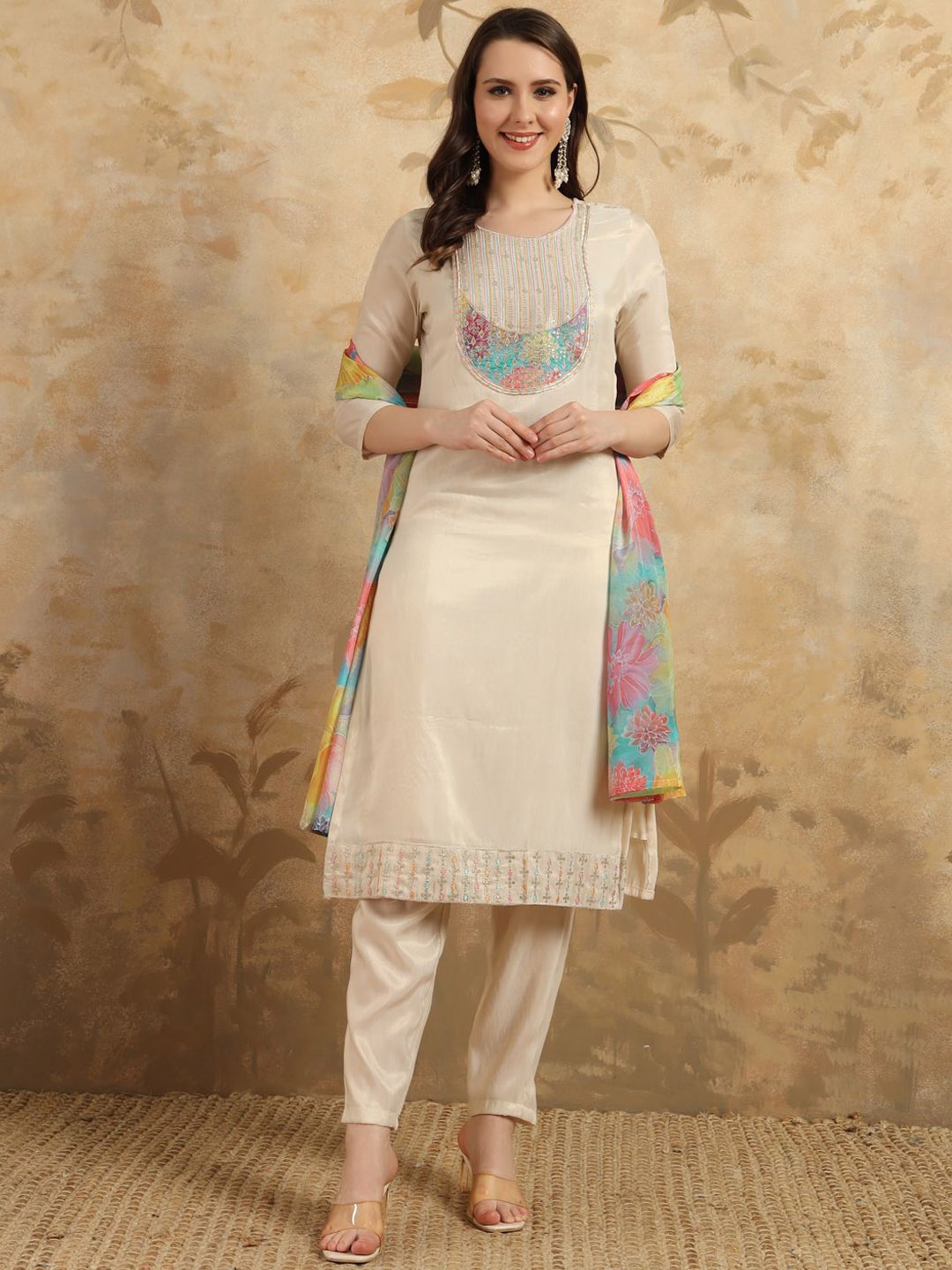 

Anouk Women Floral Embroidered Regular Kurti with Trousers & With Dupatta, Cream