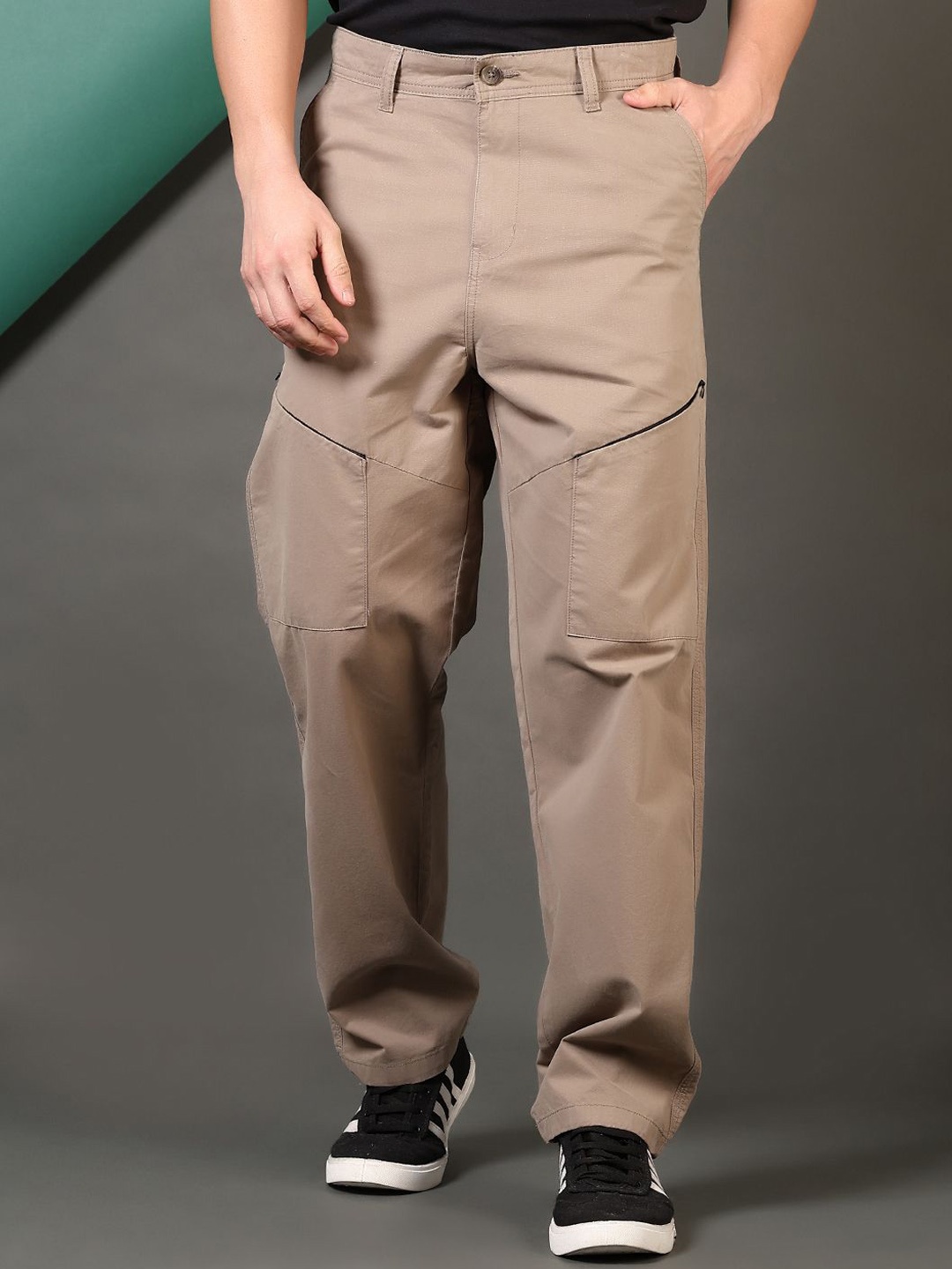 

V-Mart Men Trousers, Grey