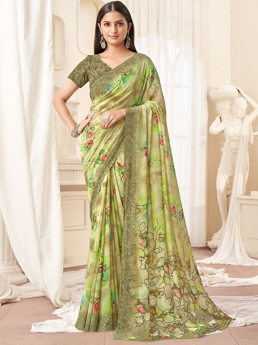 

DIVASTRI Tie and Dye Saree With Unstitched Blouse Piece, Green