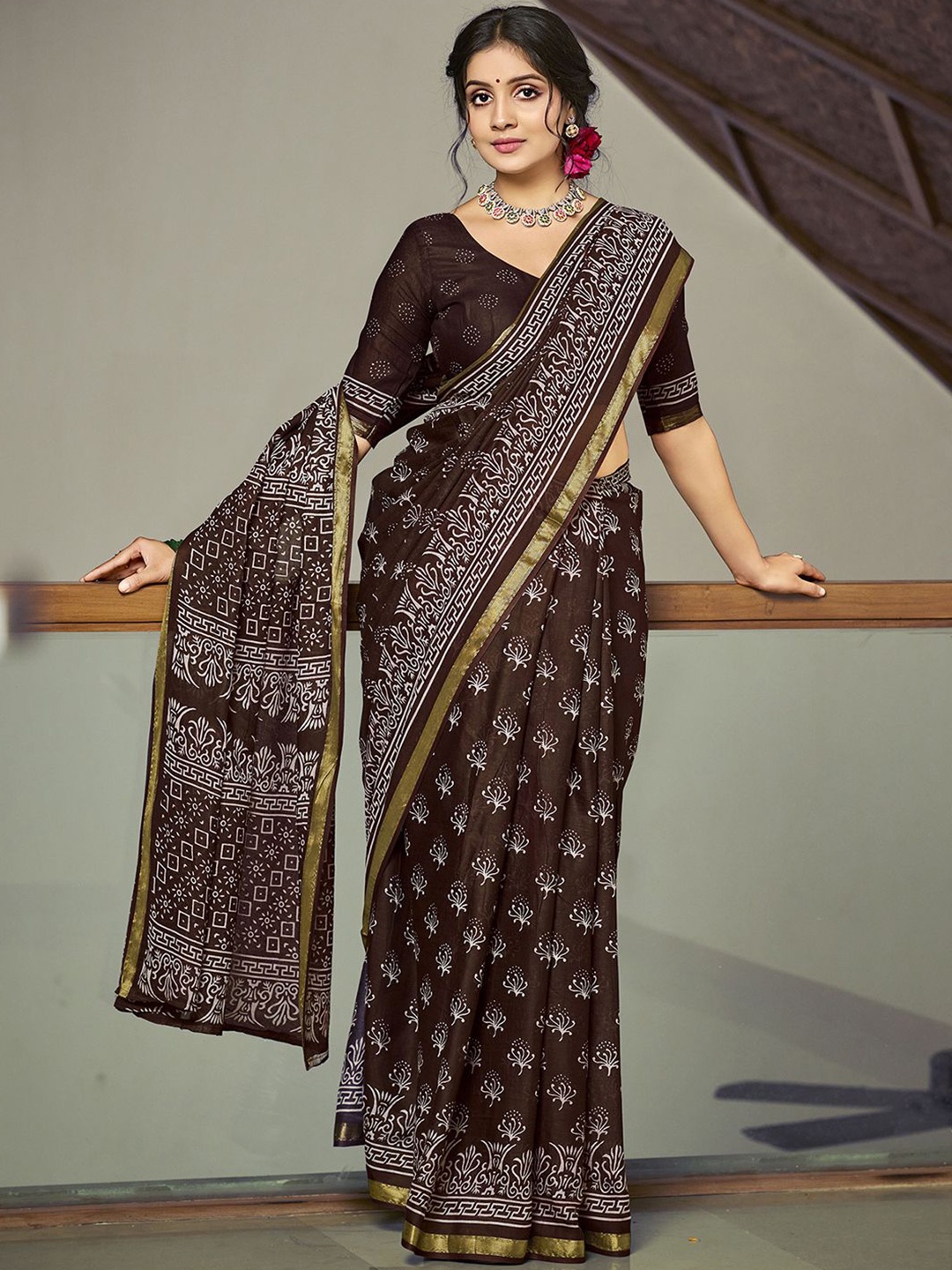 

Mitera Pure Cotton Block Print Saree, Brown