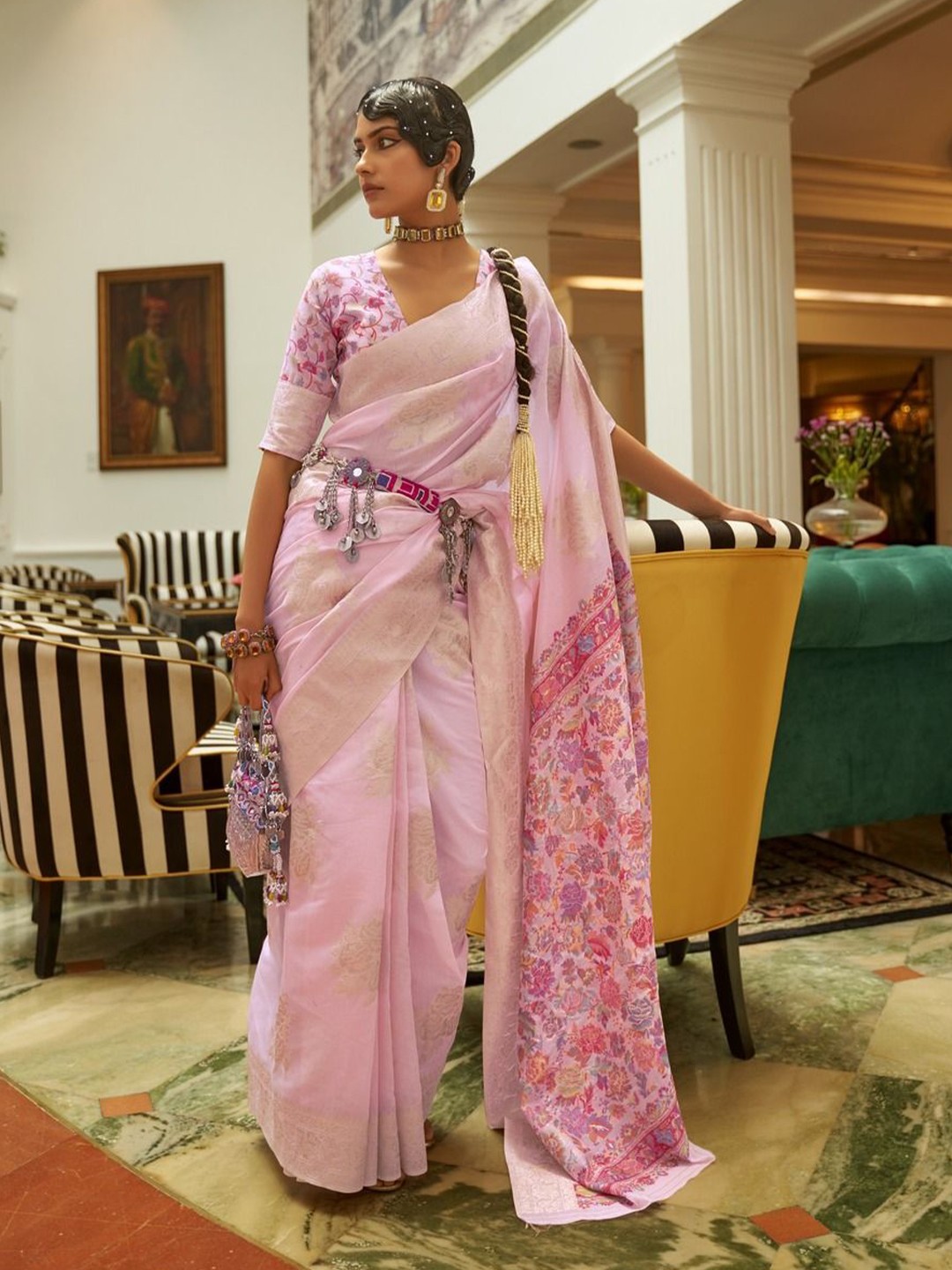 

Anouk Woven Design Zari Saree, Pink