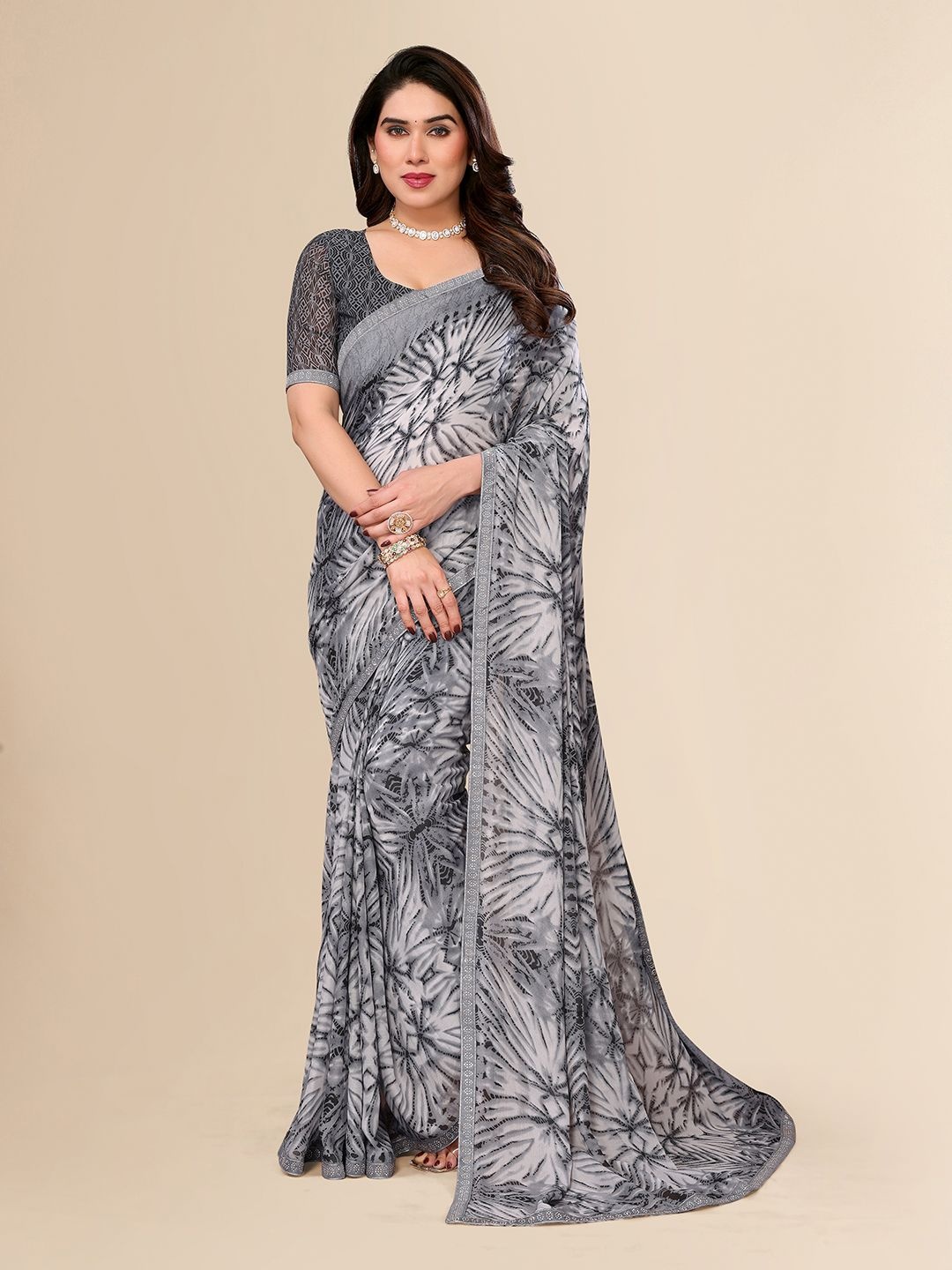 

Moda Rapido Women Embellished Border Saree With Blouse Piece, Grey