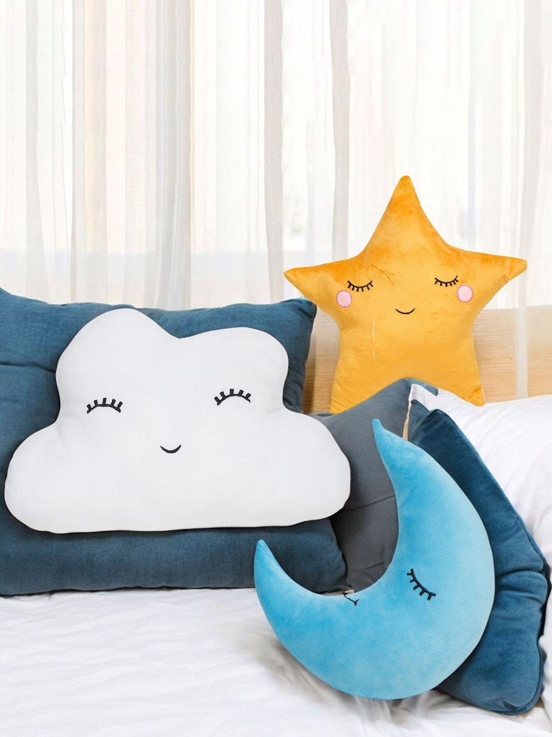

LITTLE GINNIE Kids 3 Pieces Moon Star And Cloud Prefilled Cushions, Blue