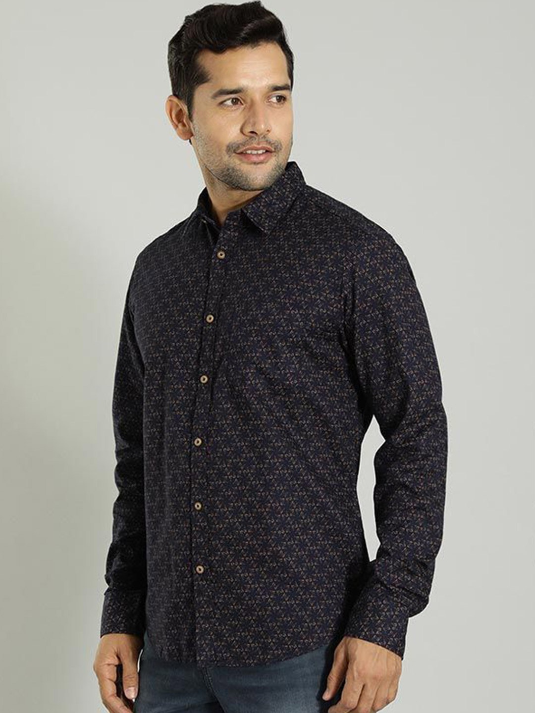 

Indian Terrain Men Slim Fit Floral Opaque Printed Casual Shirt, Blue