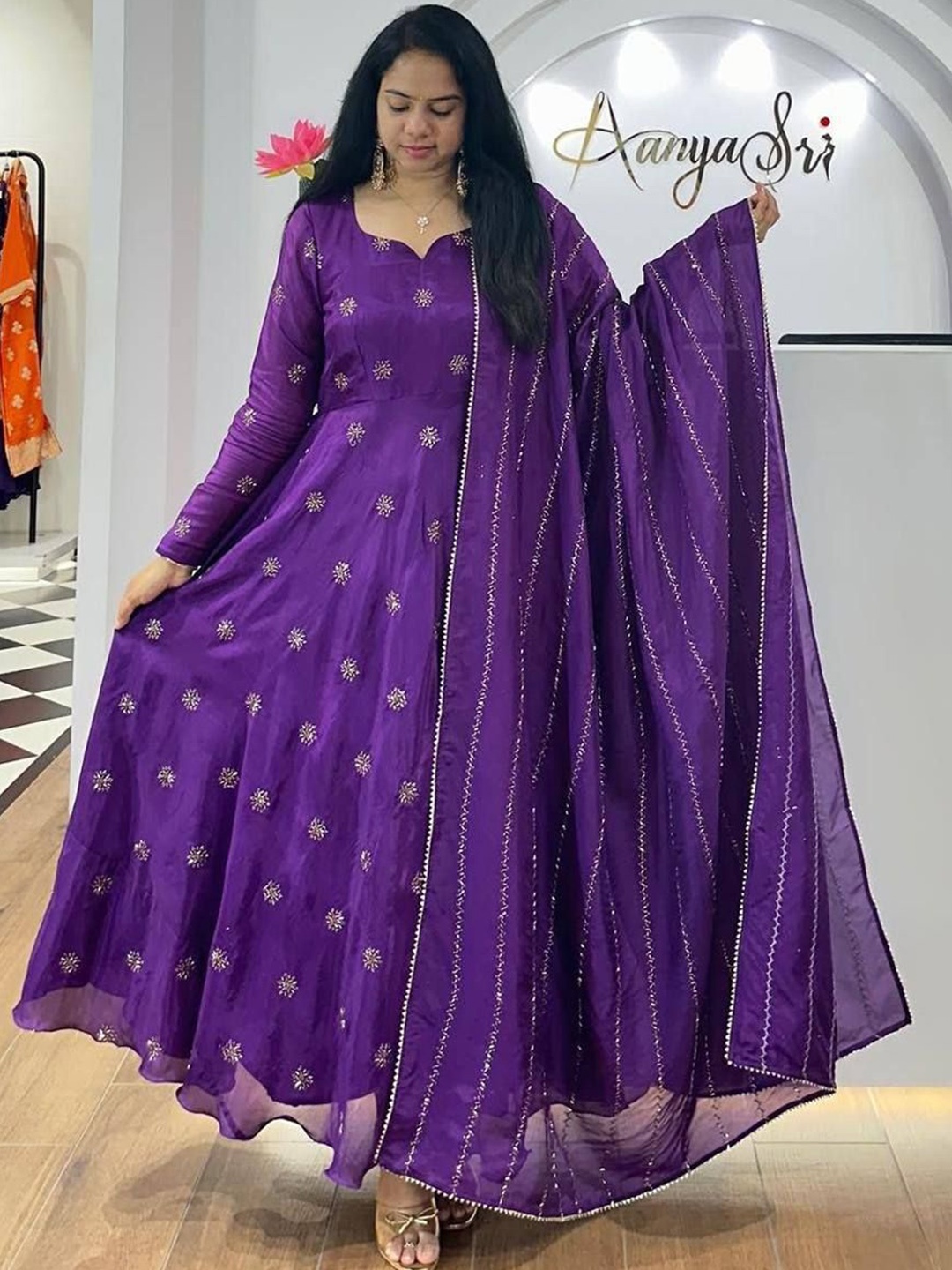 

Bought First Women Ethnic Motifs Regular Thread Work Kurti with Pyjamas & With Dupatta, Violet