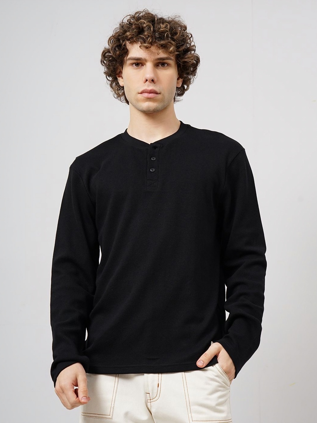 

Genoa Men Henley Neck Slim Fit T-shirt, Black