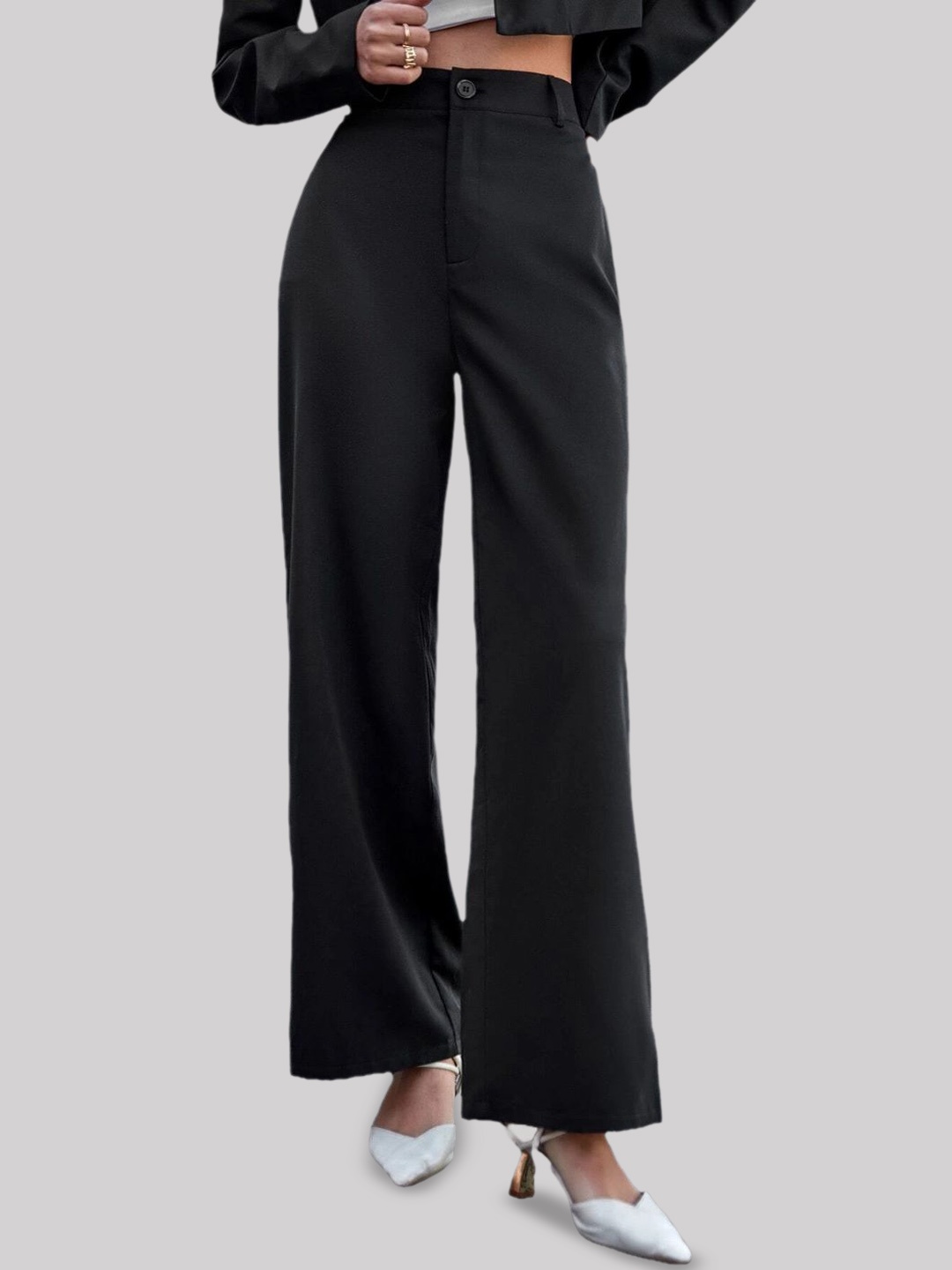 

FNOCKS Women Custom Straight Fit High-Rise Trousers, Black