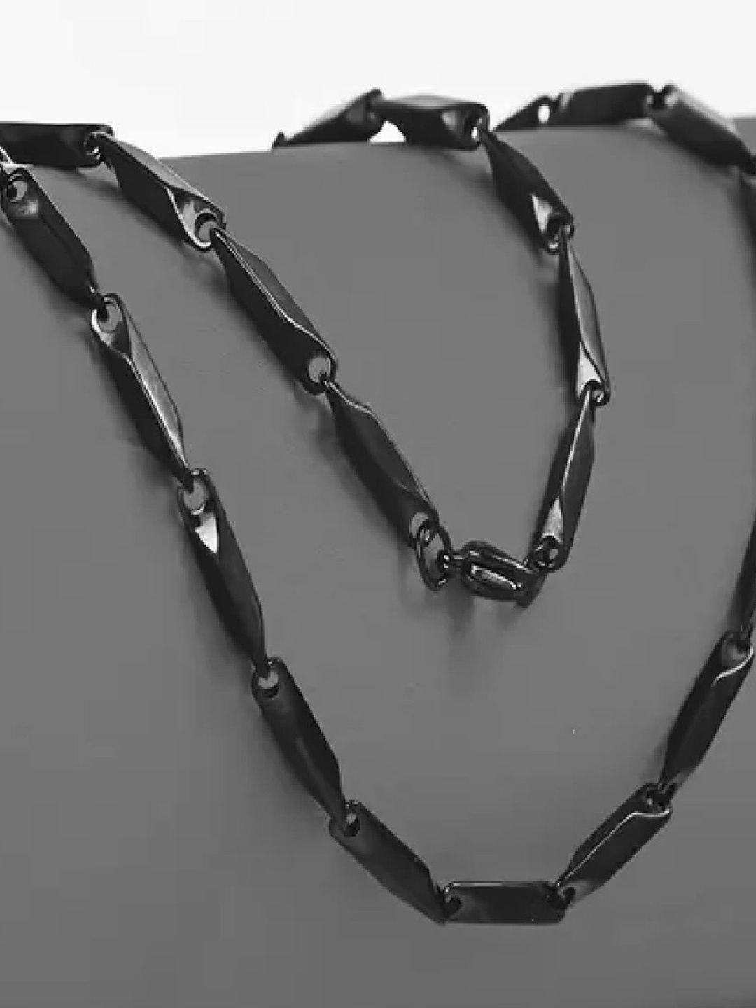 

RUHI COLLECTION Unisex Rhodium-Plated Chain, Silver