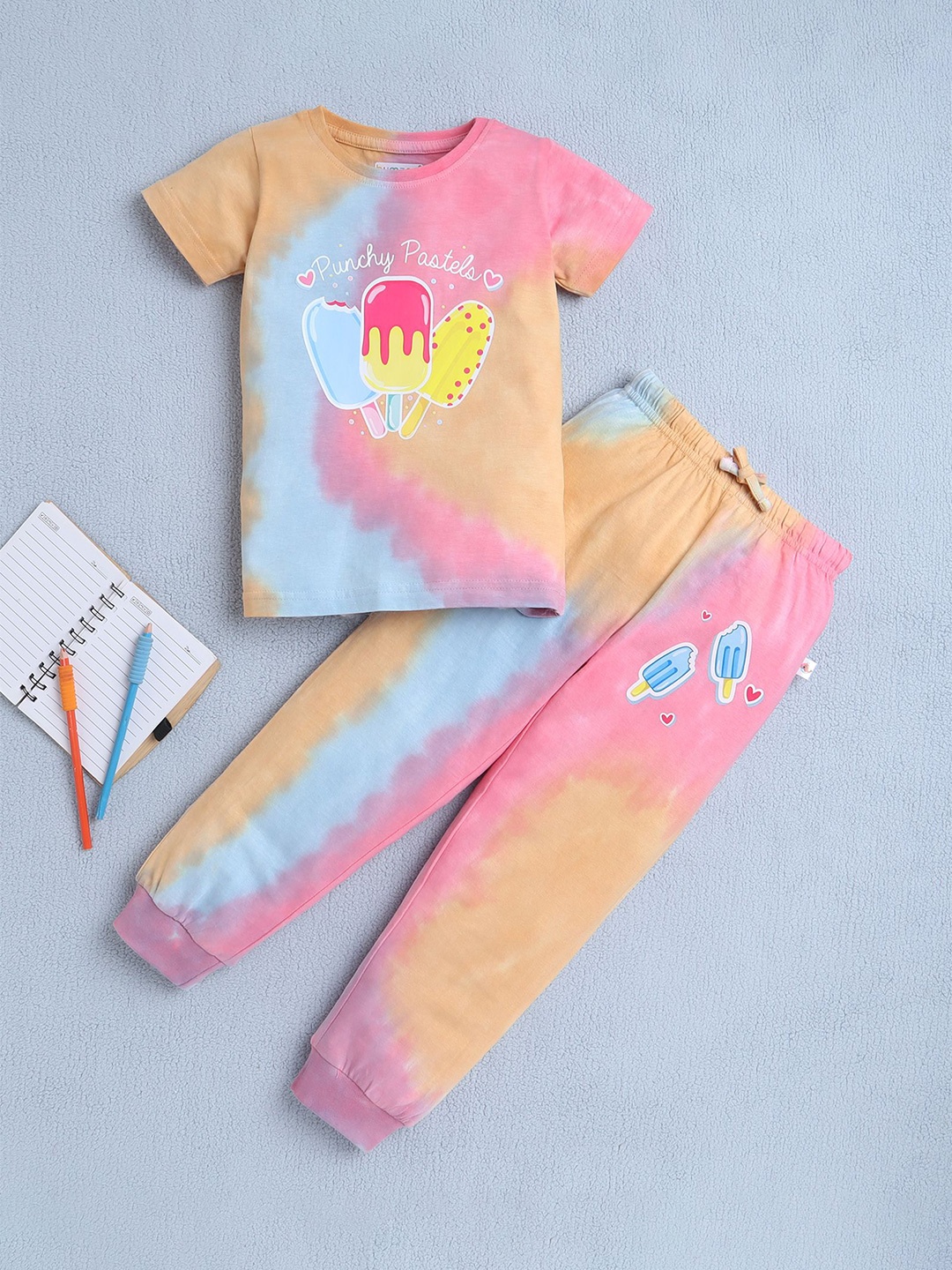 

BUMZEE Girls Printed Pure Cotton T-shirt With Joggers, Yellow
