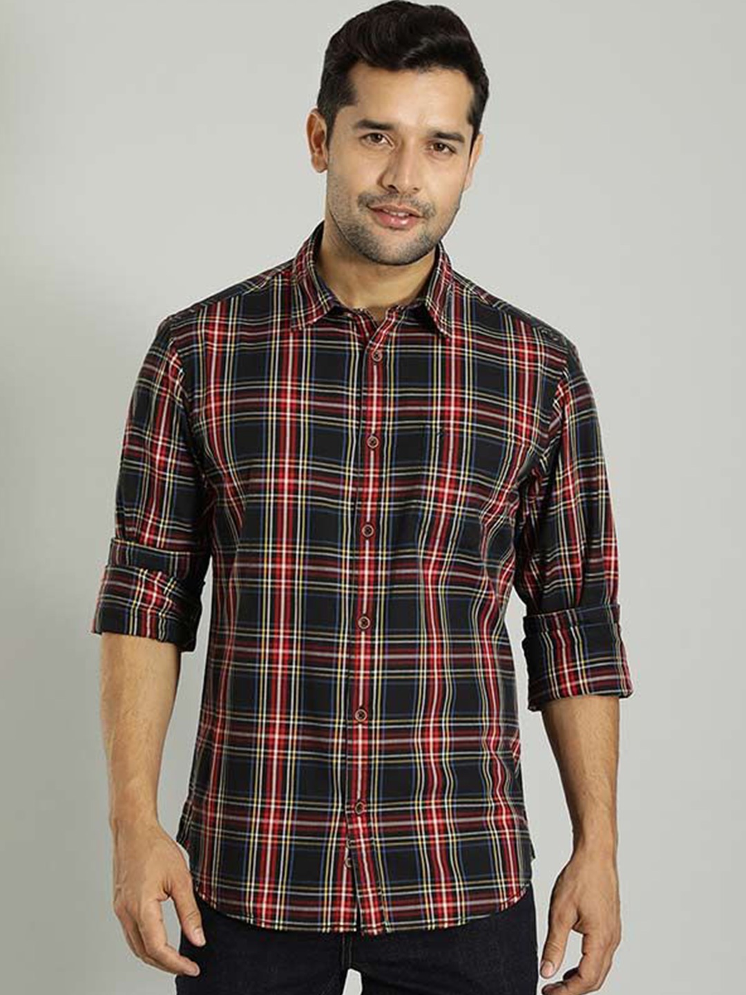 

Indian Terrain Men Slim Fit Tartan Checks Opaque Checked Casual Shirt, Black