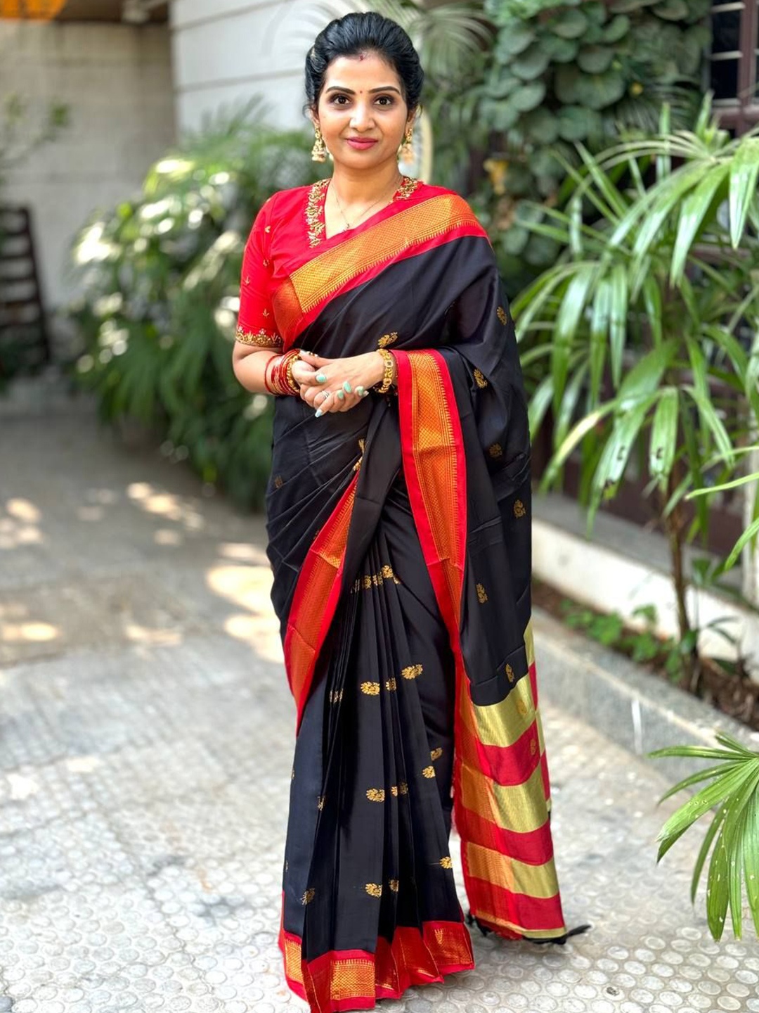 

yourwish Woven Design Zari Silk Cotton Designer Mysore Silk Saree, Black