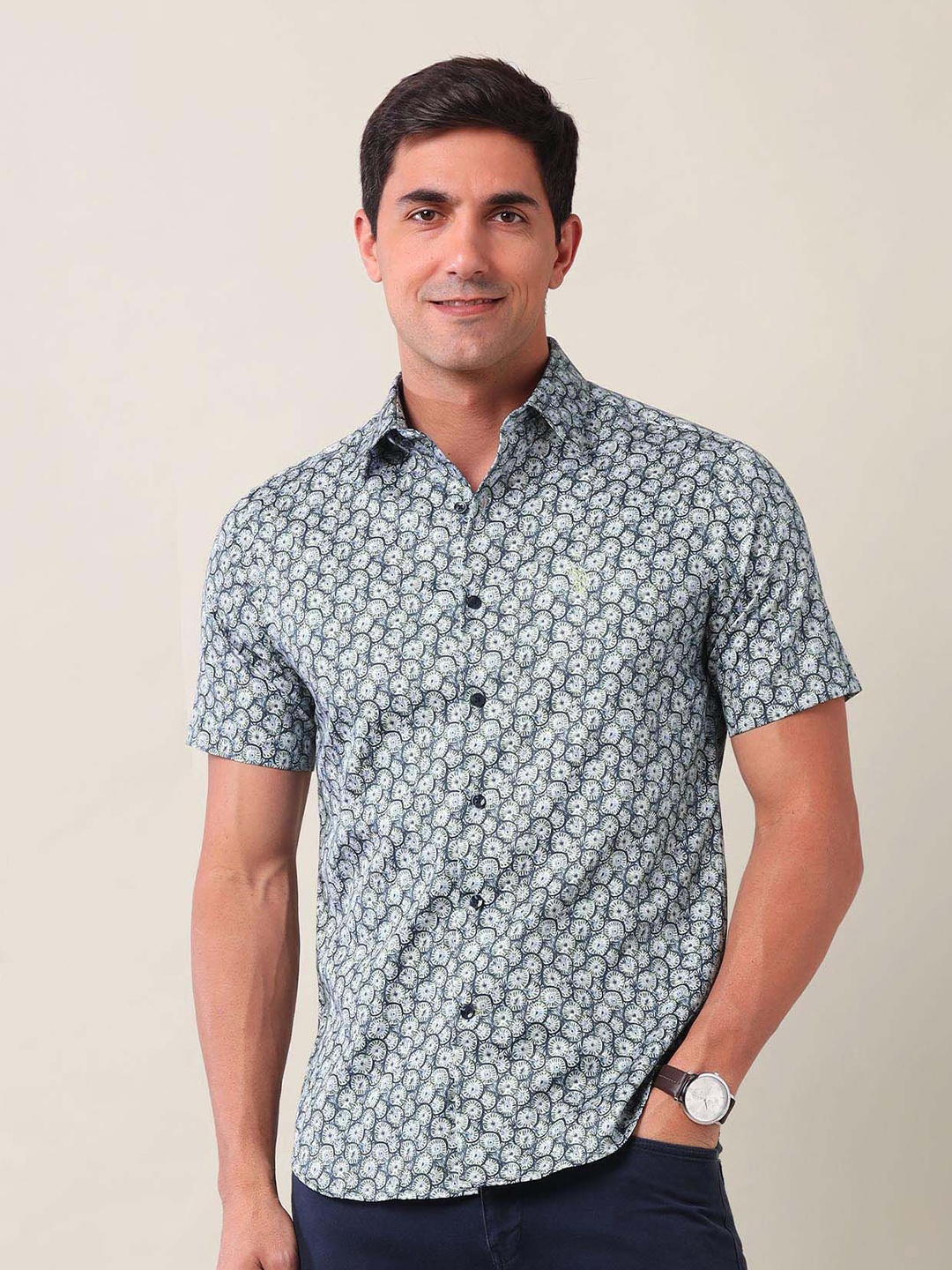 

U.S. Polo Assn. Men Classic Tailored Fit Opaque Printed Casual Shirt, Green