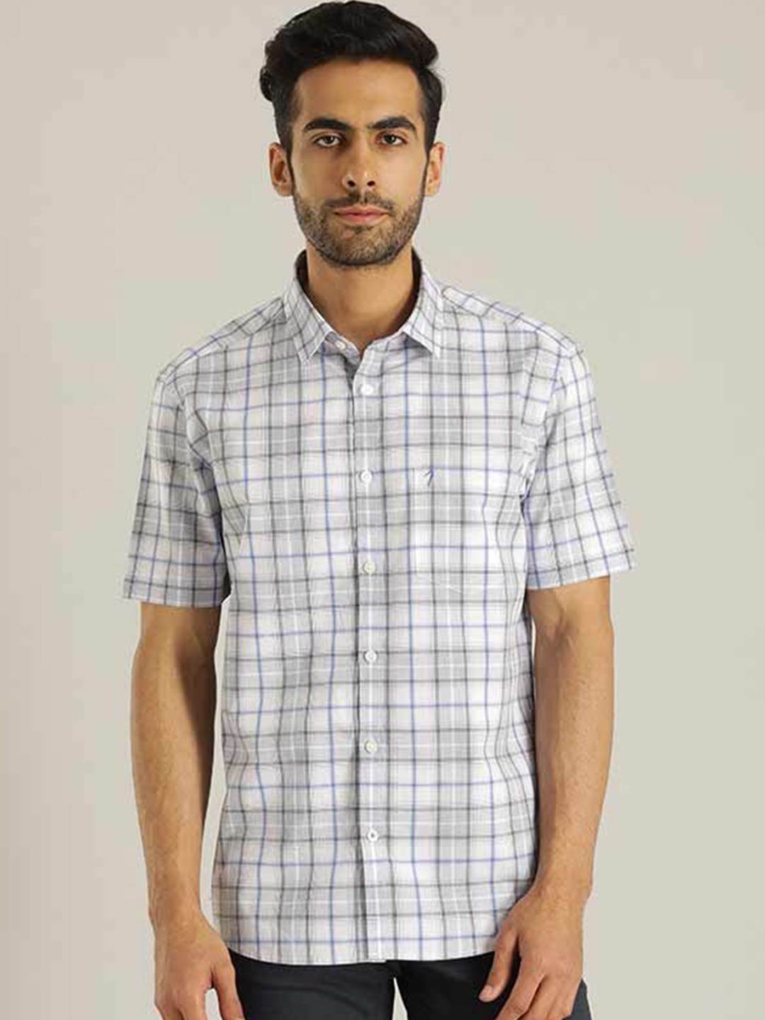 

Indian Terrain Men Slim Fit Tartan Checks Opaque Checked Casual Shirt, Blue