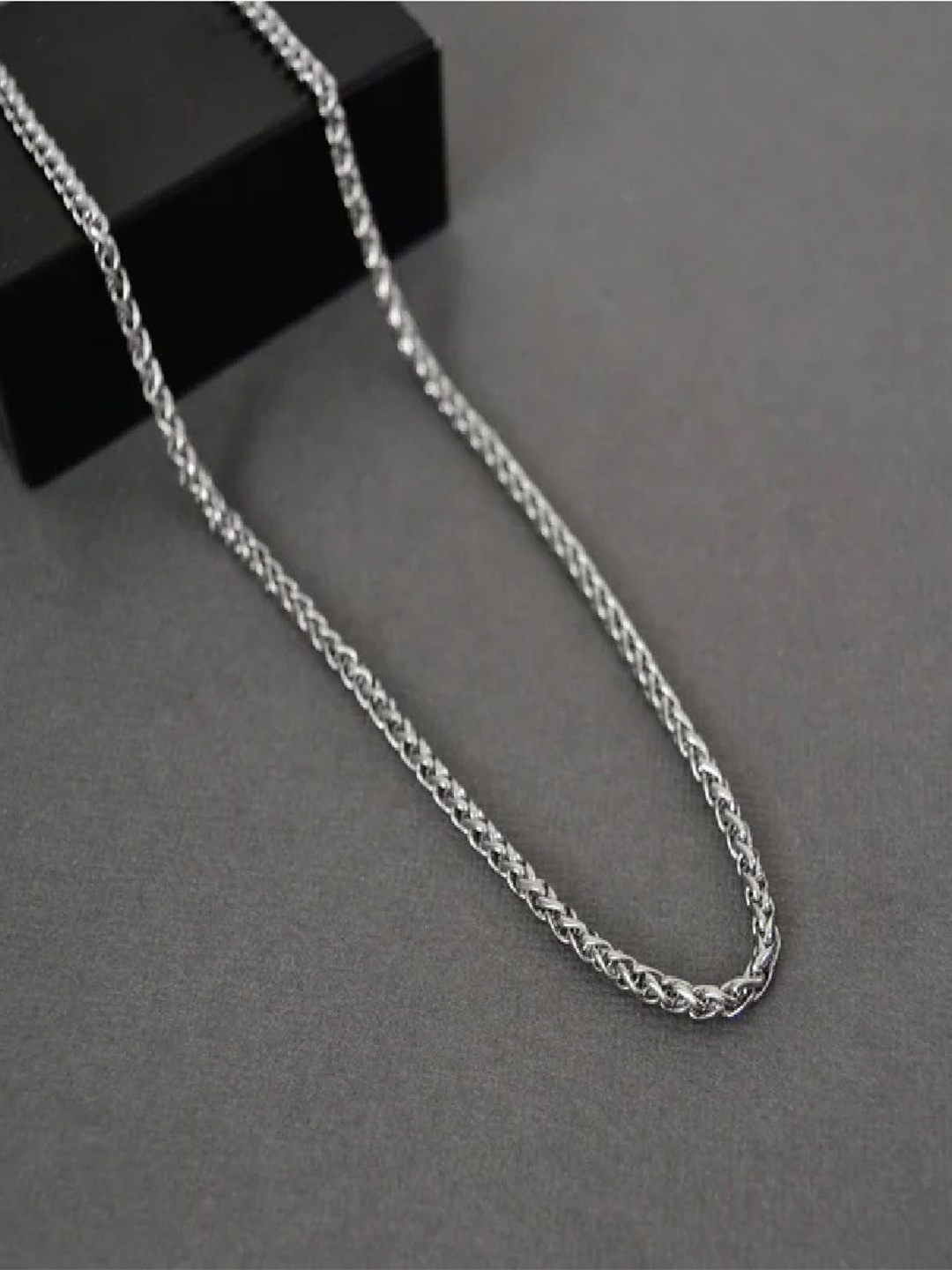 

RUHI COLLECTION Unisex Silver-Plated Stainless Steel Chain