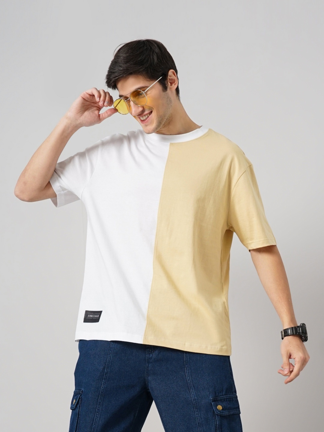 

Genoa Men Colourblocked T-shirt, Off white