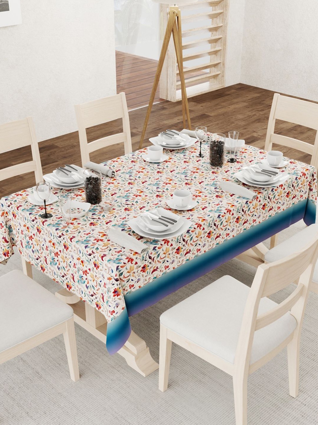 

URBAN SPACE Cream-Coloured Floral Anti-Slip 4-Seater Table Cover