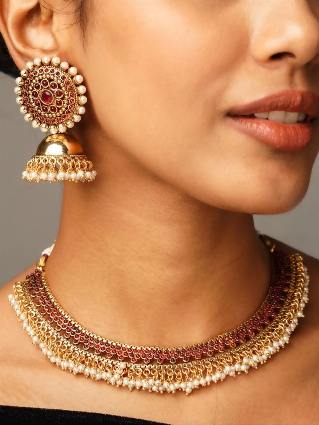 

ABDESIGNS Sophisticated Gold Plated Temple Jewellery Set