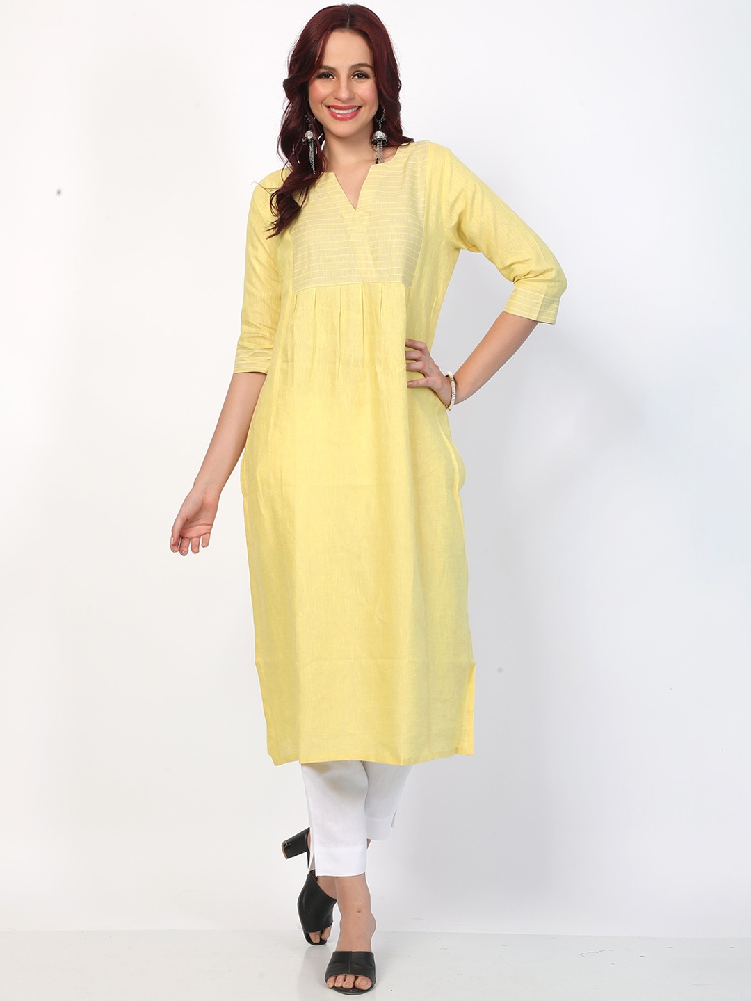 

BABRU Notch Neck Pure Linen Straight Kurta, Yellow