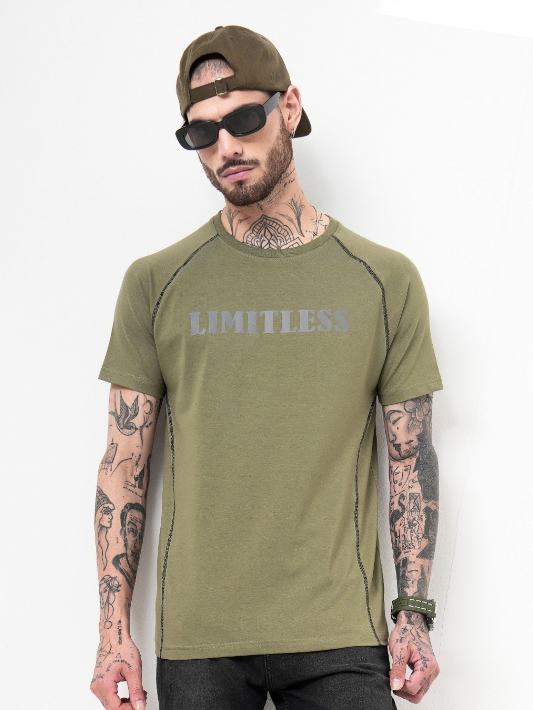 

Genoa Men Typography Slim Fit T-shirt, Olive