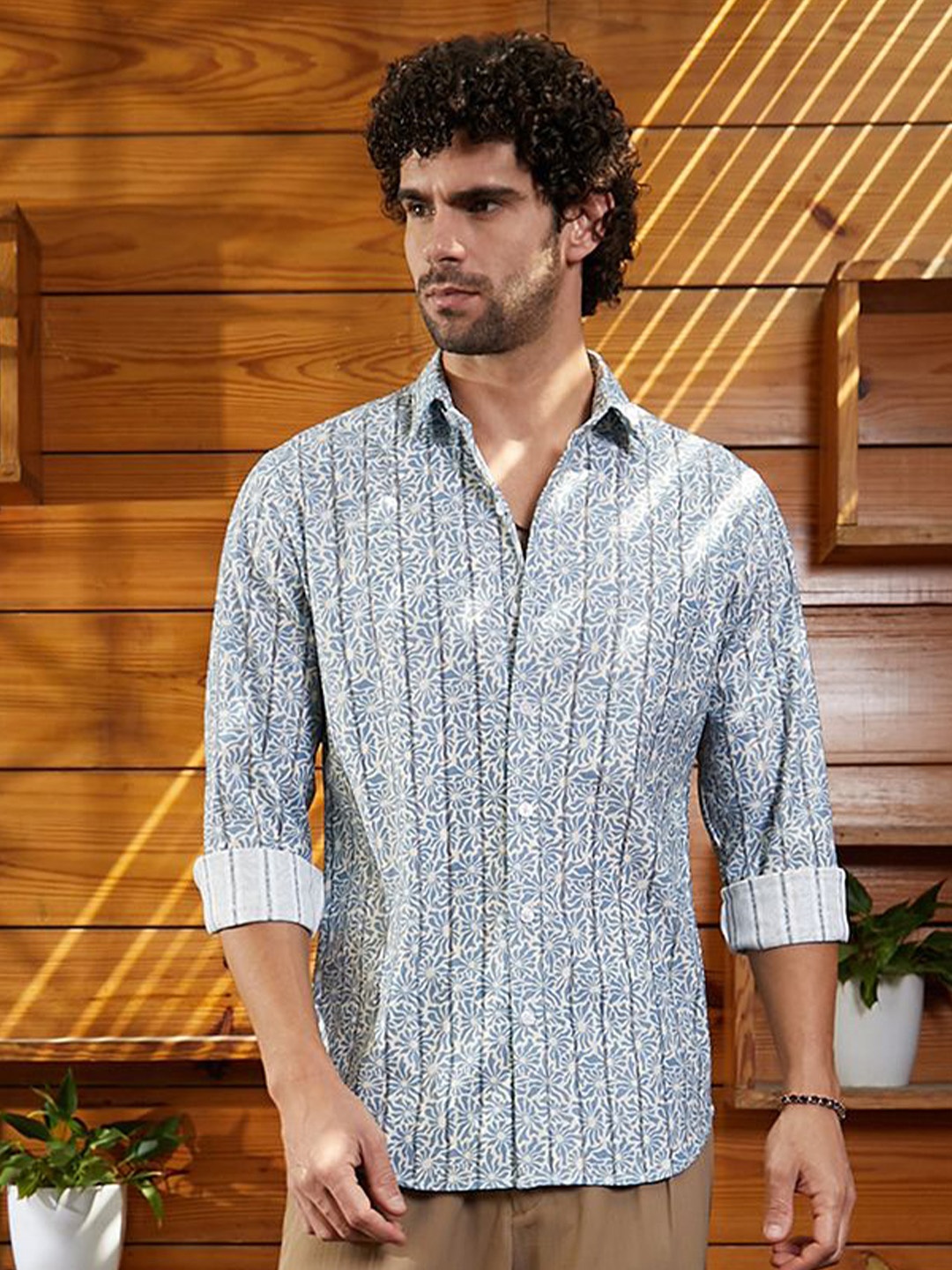 

Campus Sutra Men Comfort Opaque Striped Casual Shirt, Blue