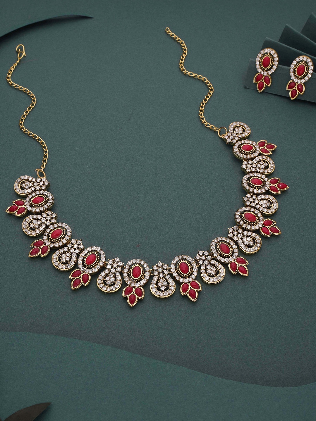 

Anouk Gold-Plated Artificial Stone Studded Jewellery Set