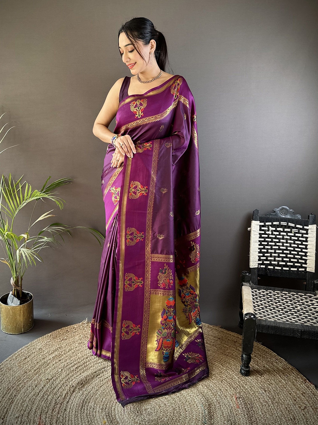 

Mitera Woven Design Zari Silk Blend Paithani Saree, Purple