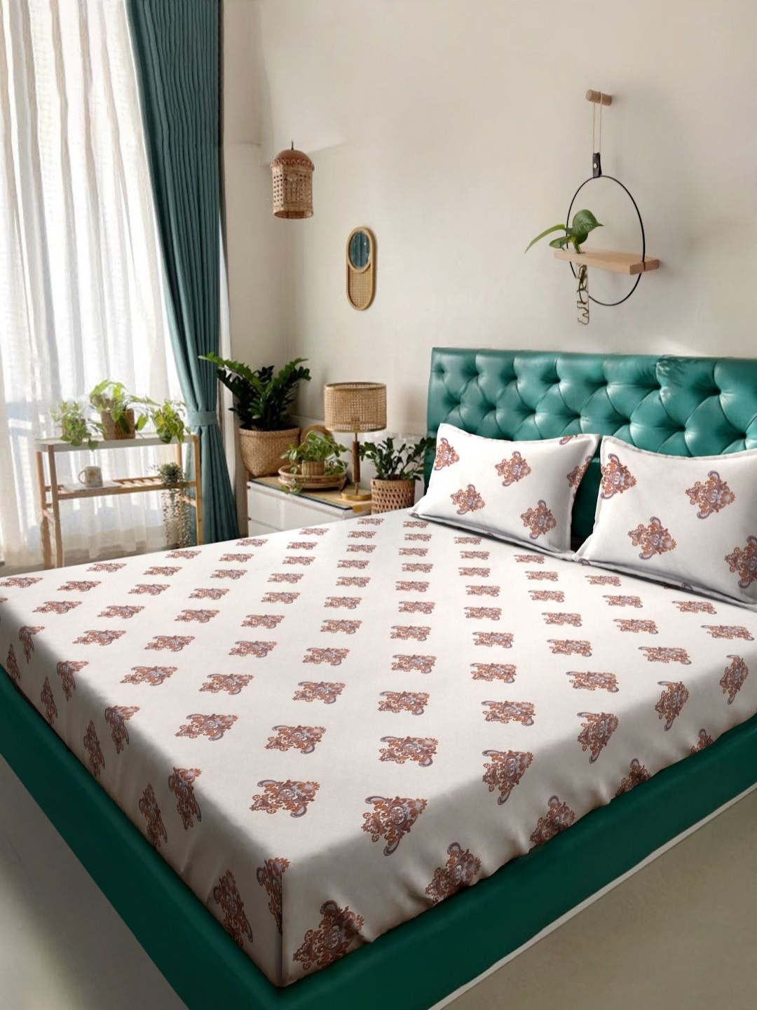

KLOTTHE Beige And Brown Floral Printed Flat 300TC King Bedsheet with 2 Pillow Covers