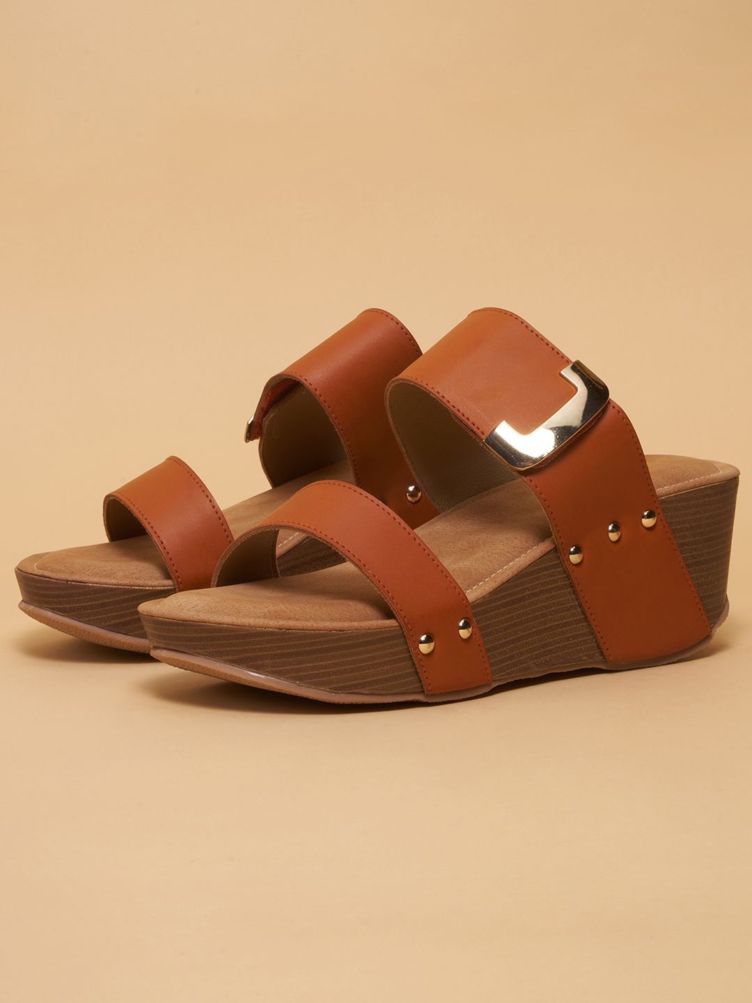 

ERIDANI Wedge Sandals, Tan