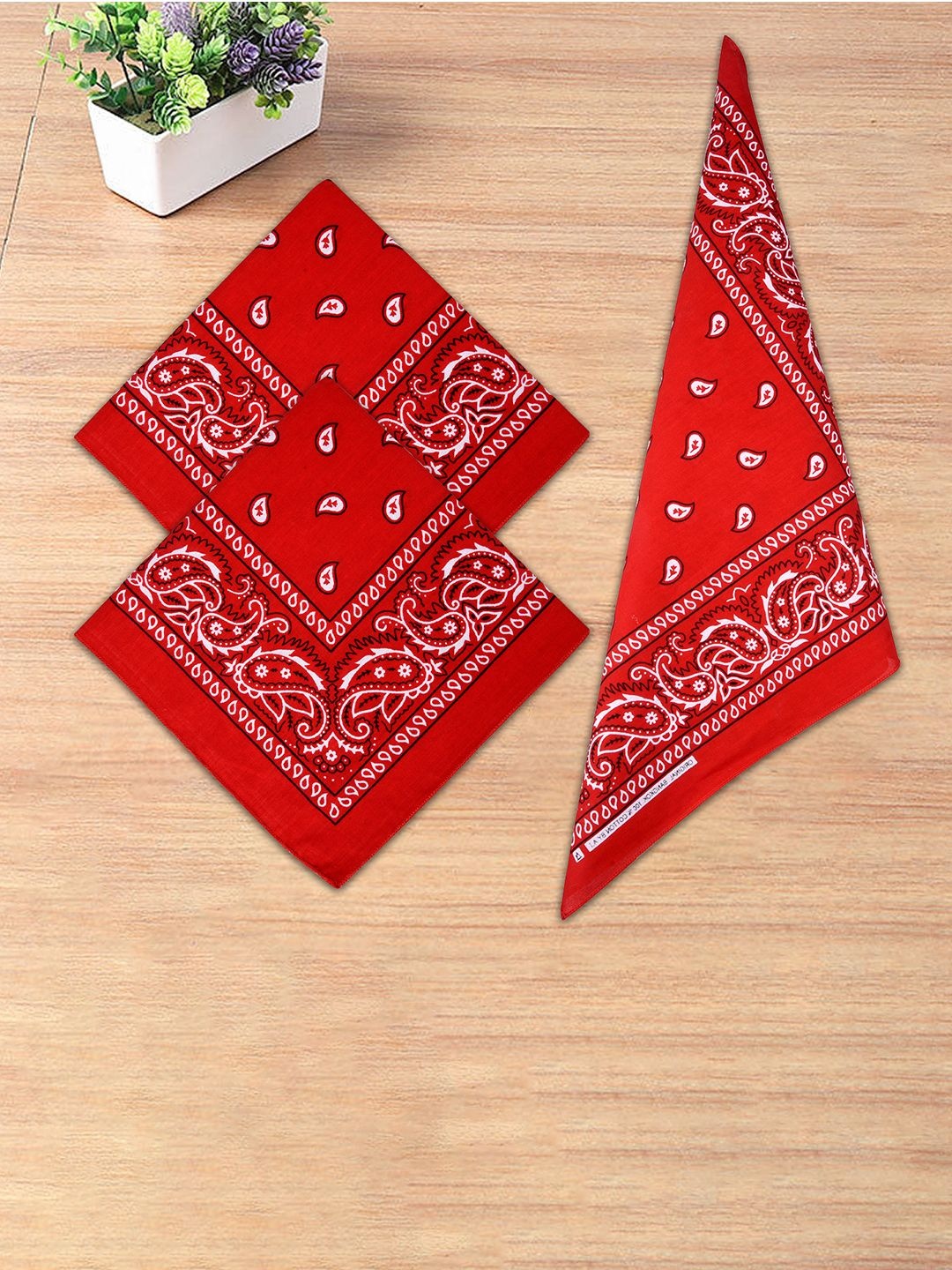 

Kuber Industries Pack Of 4 Red Printed Cotton Handkerchief