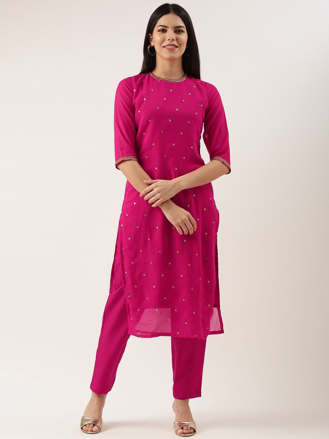 

DIVASTRI Floral Embroidered Sequinned Straight Kurta With Trousers, Magenta