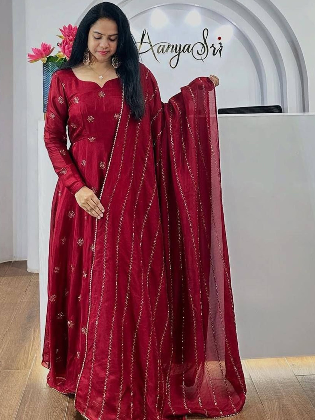

Bought First Floral Embellished Sweetheart Neck Anarkali Kurta With Trouser And Dupatta, Maroon