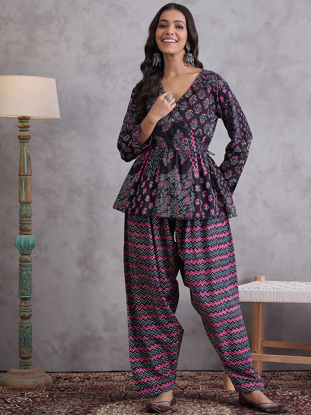 

Sangria Floral Printed Pure Cotton V Neck Top With Trousers, Black